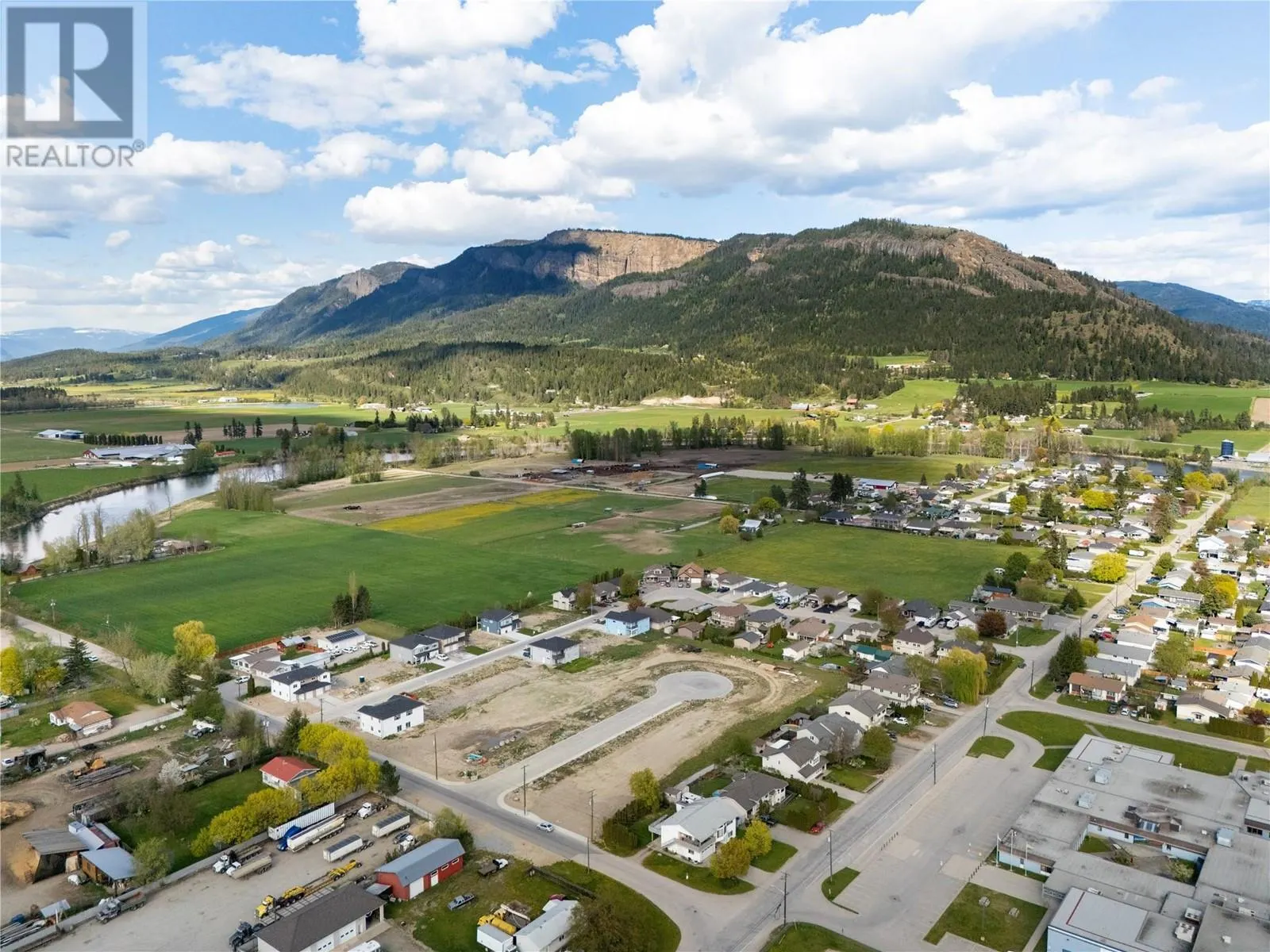 2023 Viewmount Court Lot# 21