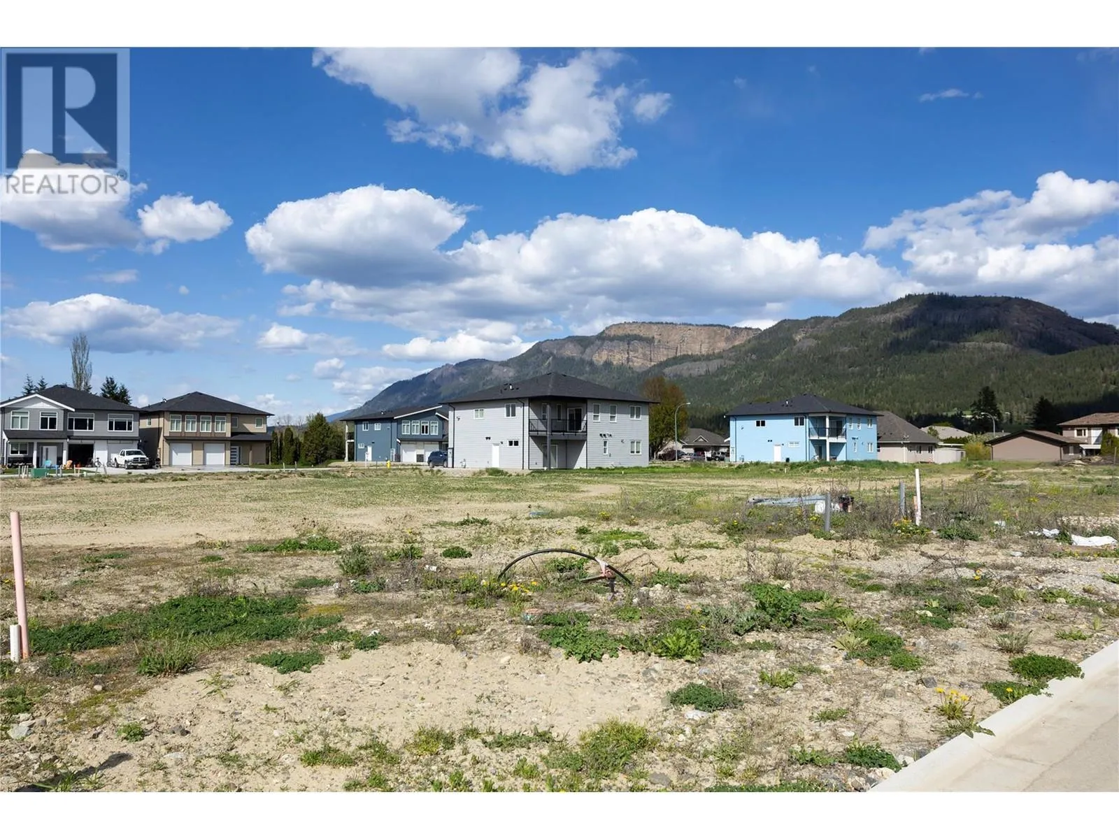 2023 Viewmount Court Lot# 21
