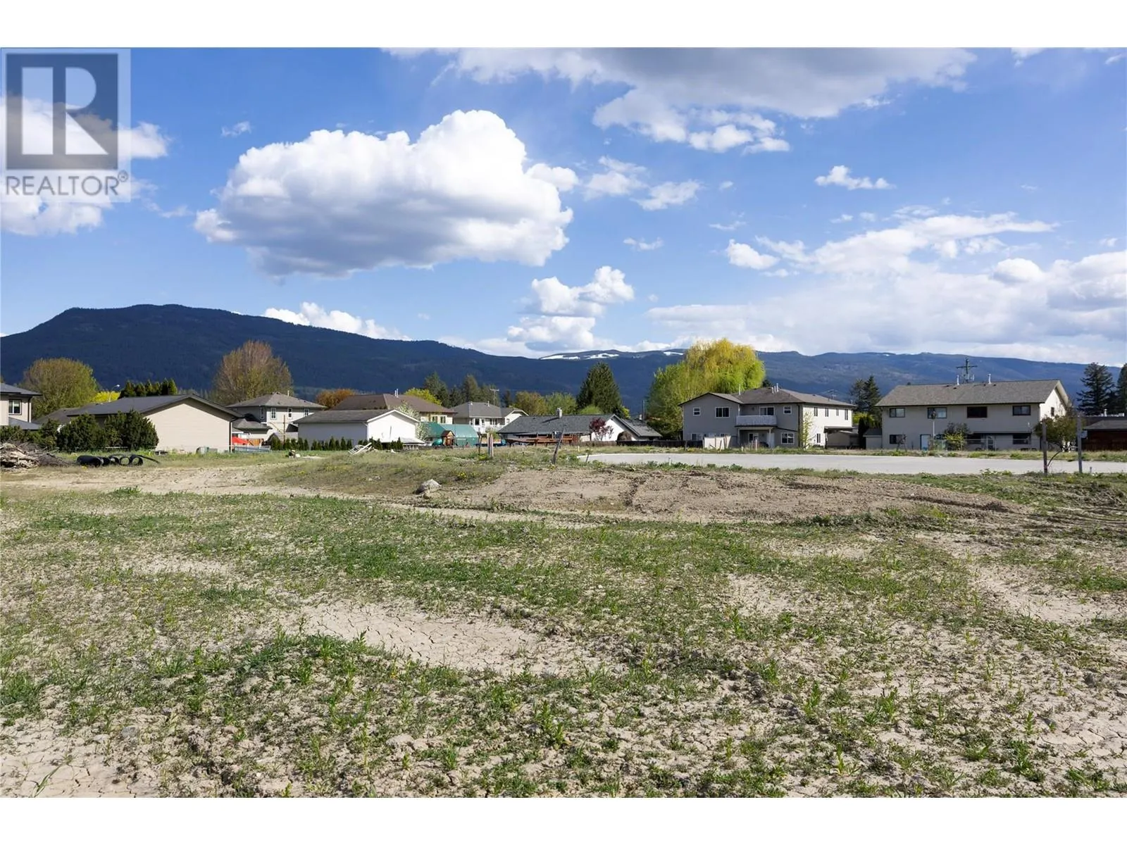 2011 Viewmount Court Lot# 24