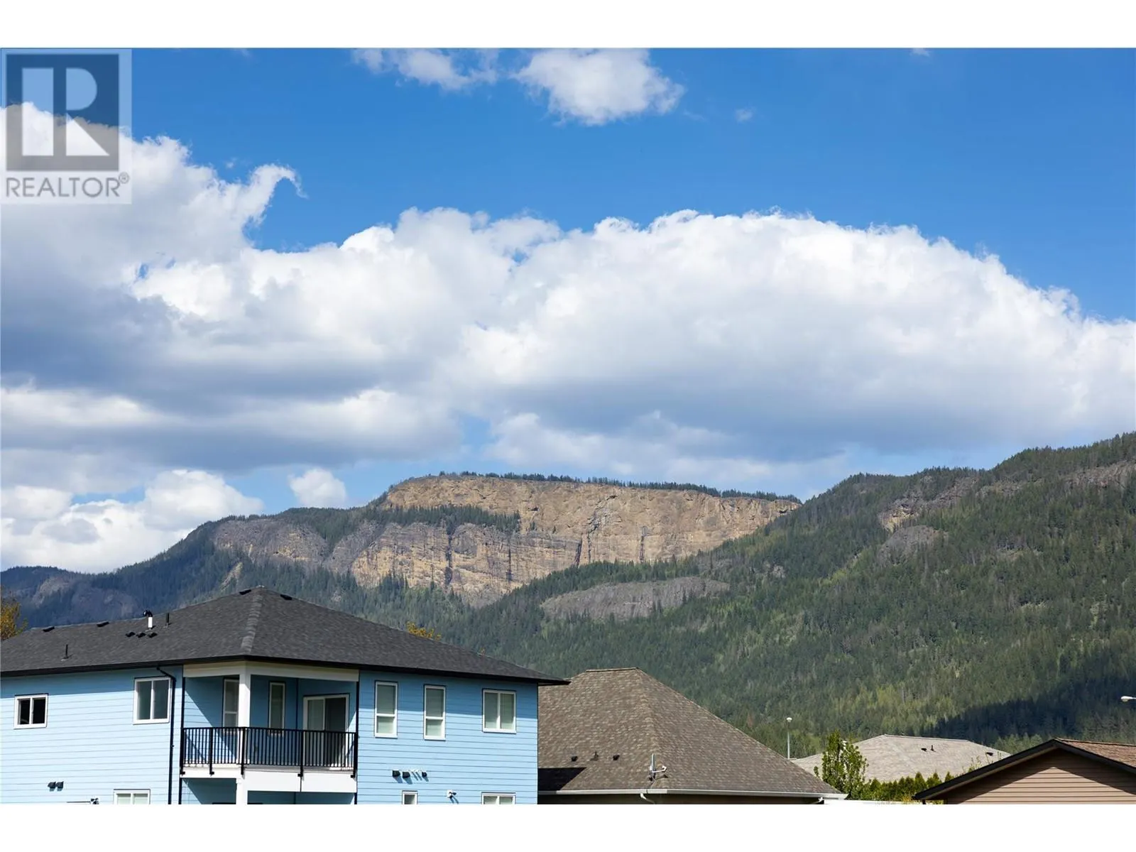 2011 Viewmount Court Lot# 24