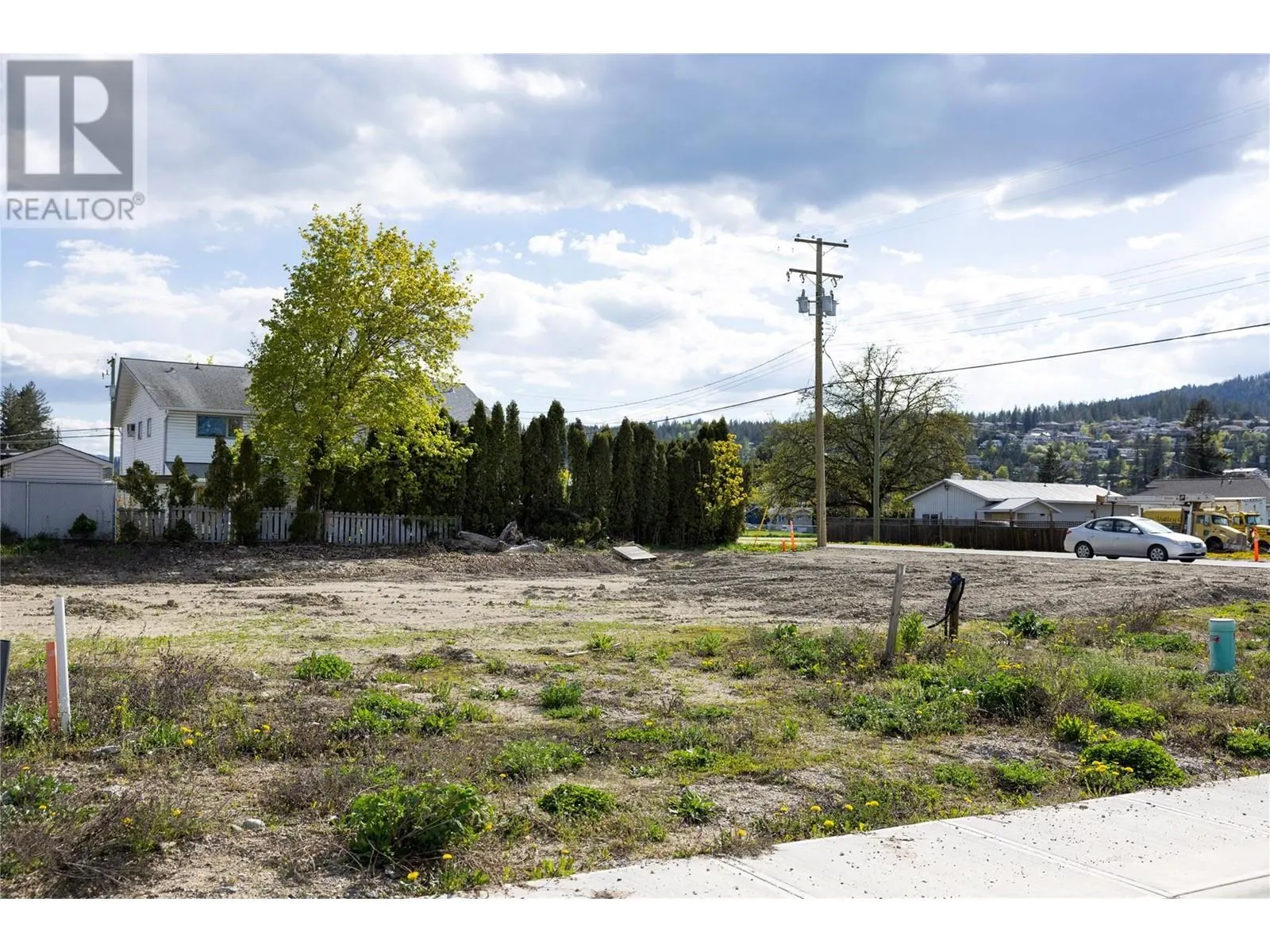 2028 Viewmount Court Lot# 33