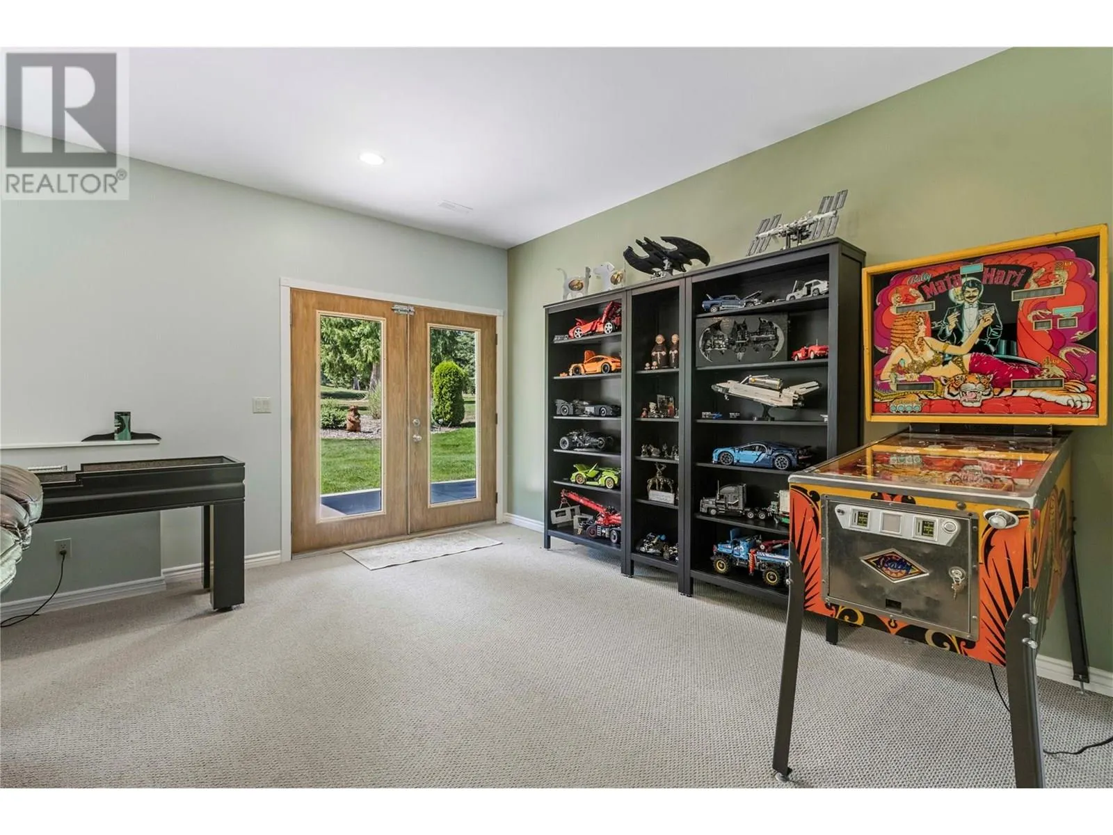 2726 Golf Course Drive