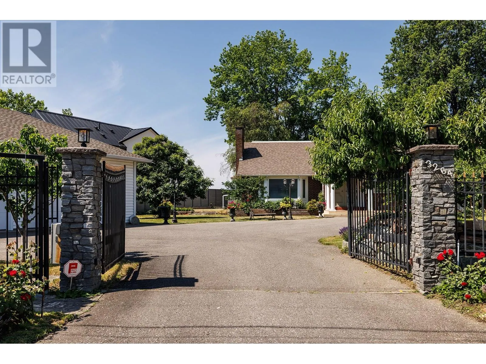 3264 Watt Road