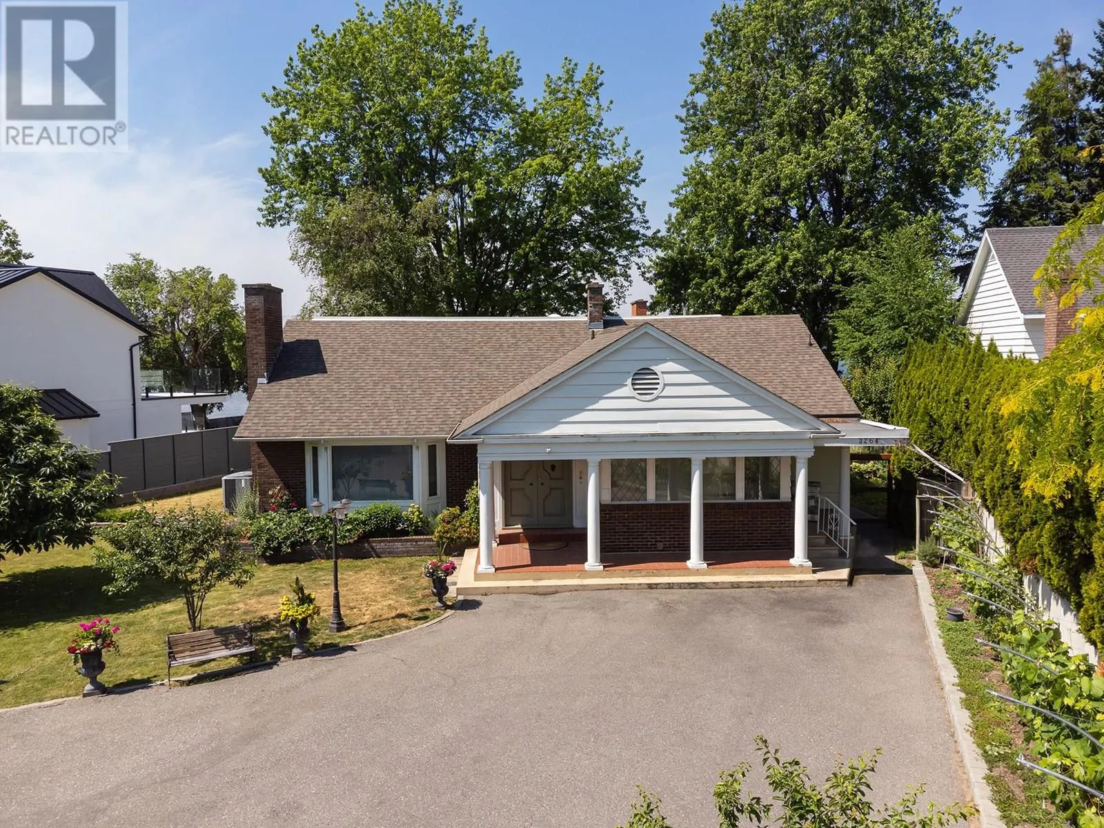 3264 Watt Road