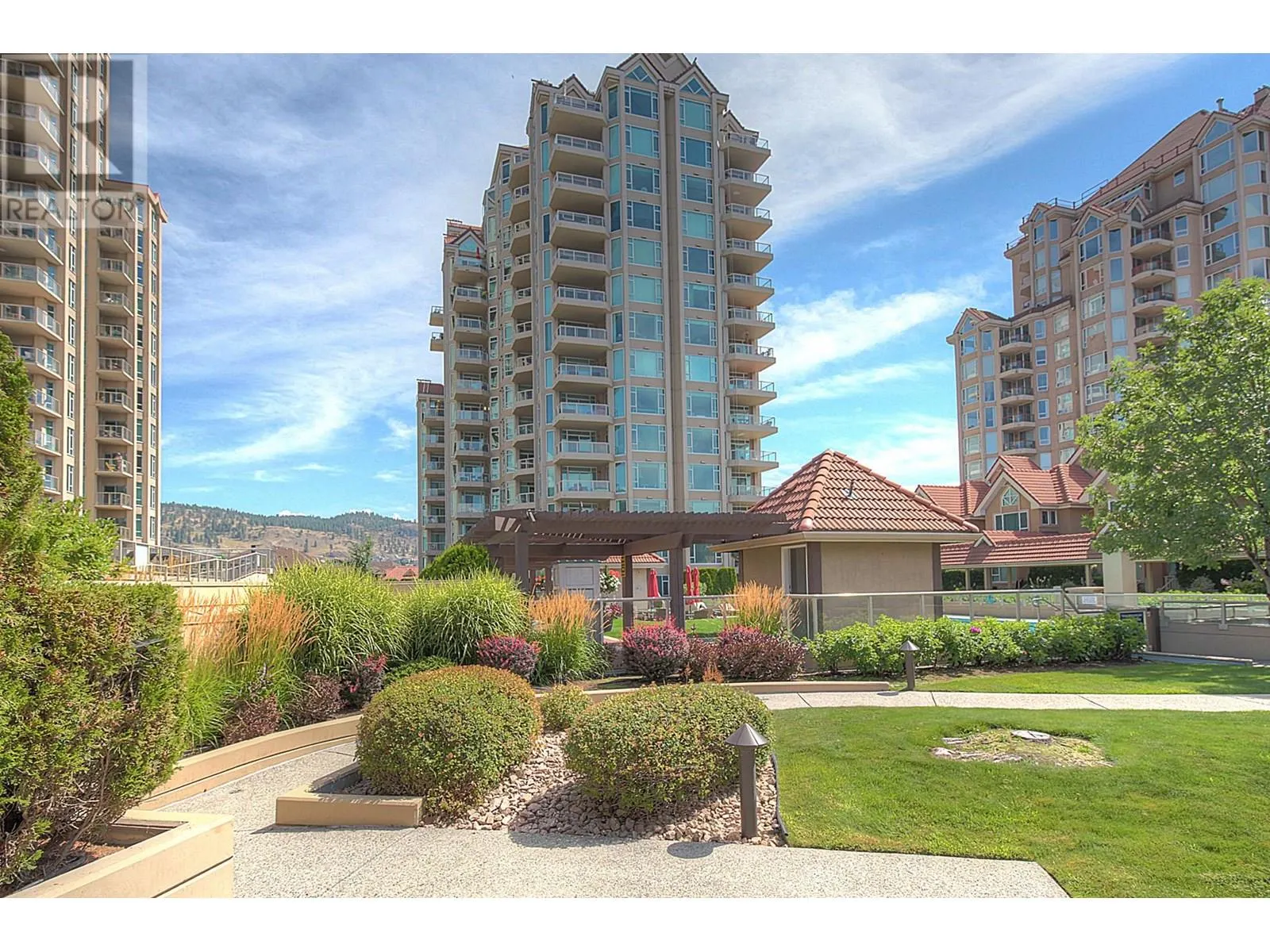 1152 Sunset Drive Unit# 1005