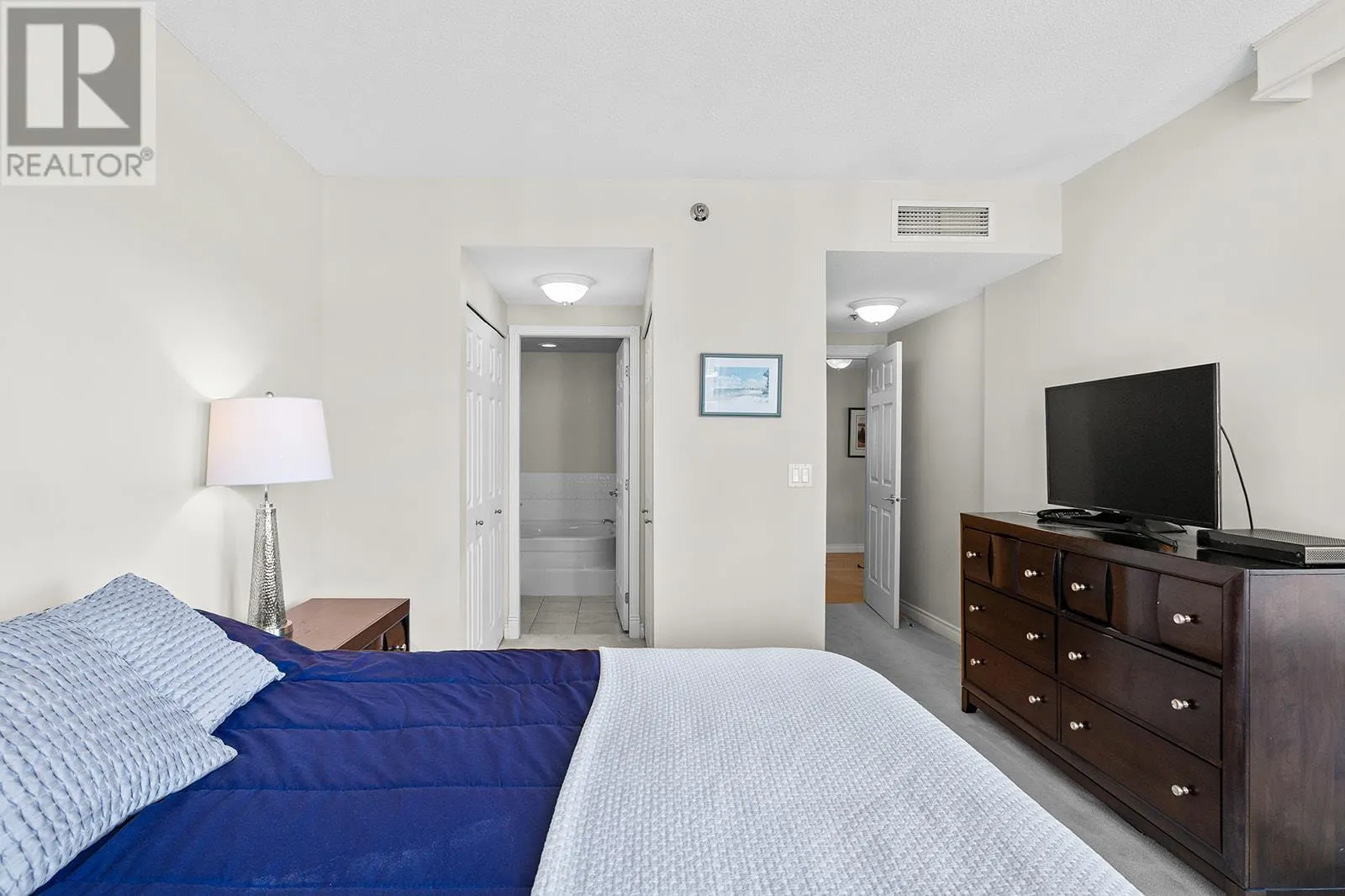 1152 Sunset Drive Unit# 1005