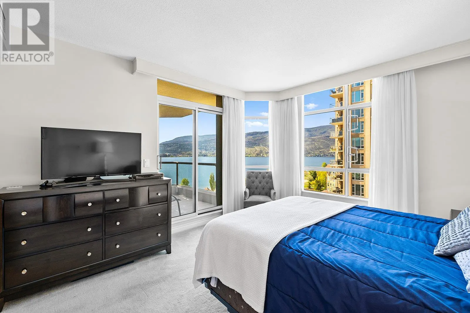 1152 Sunset Drive Unit# 1005