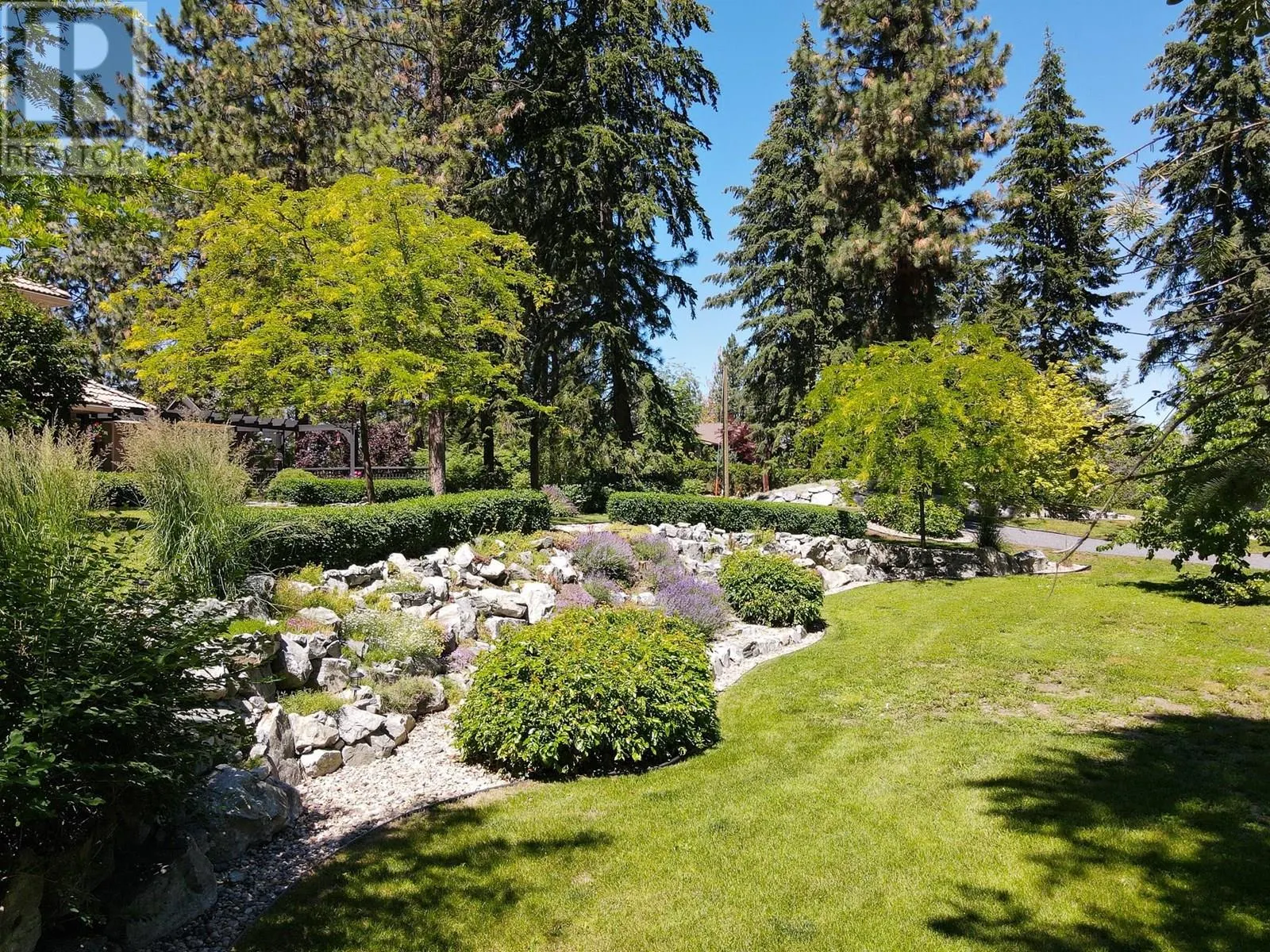 4163 Mahonia Drive S