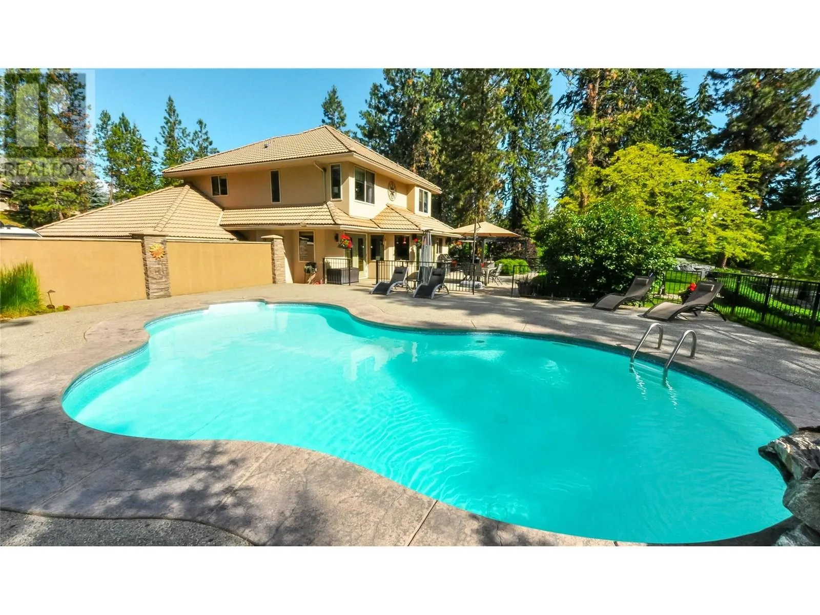 4163 Mahonia Drive S