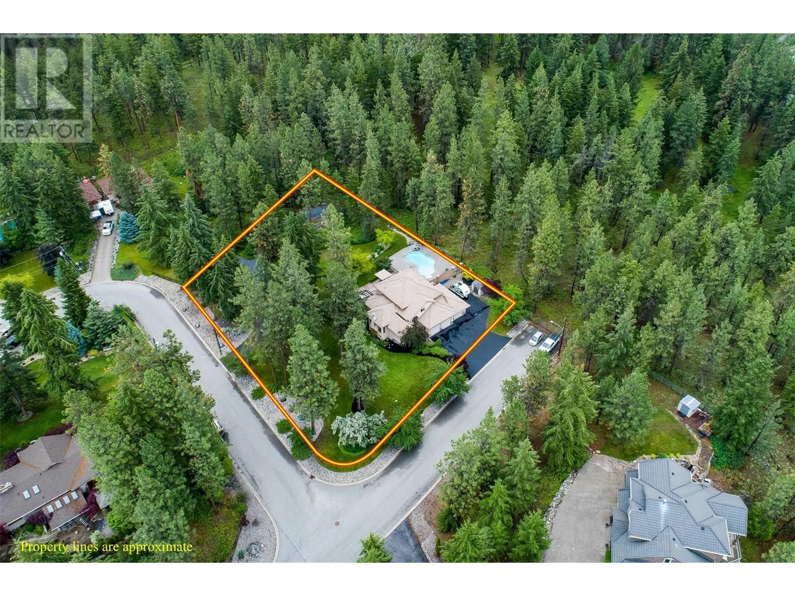 4163 Mahonia Drive S