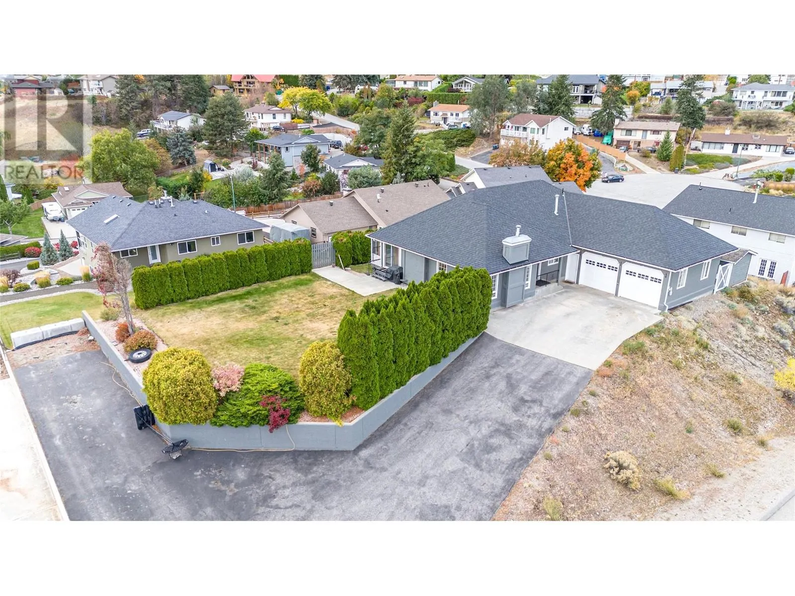 6401 Harrison Heights