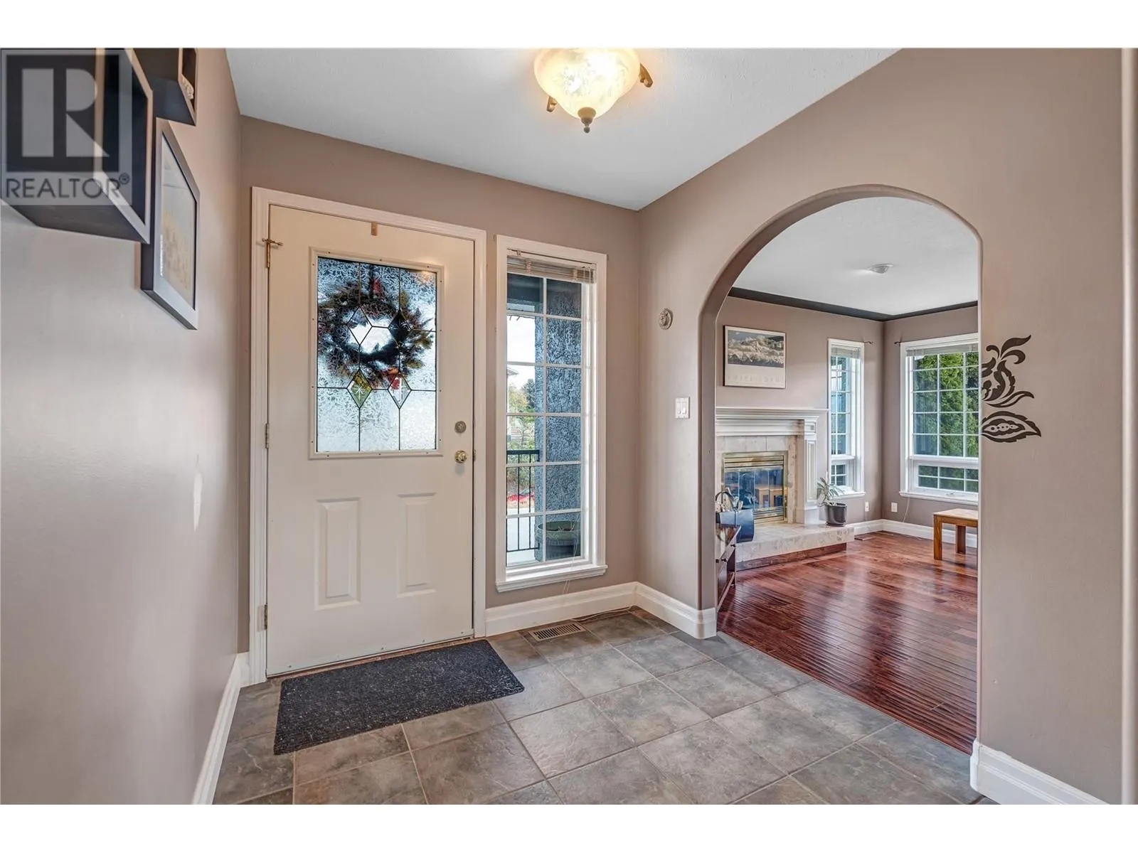 6401 Harrison Heights
