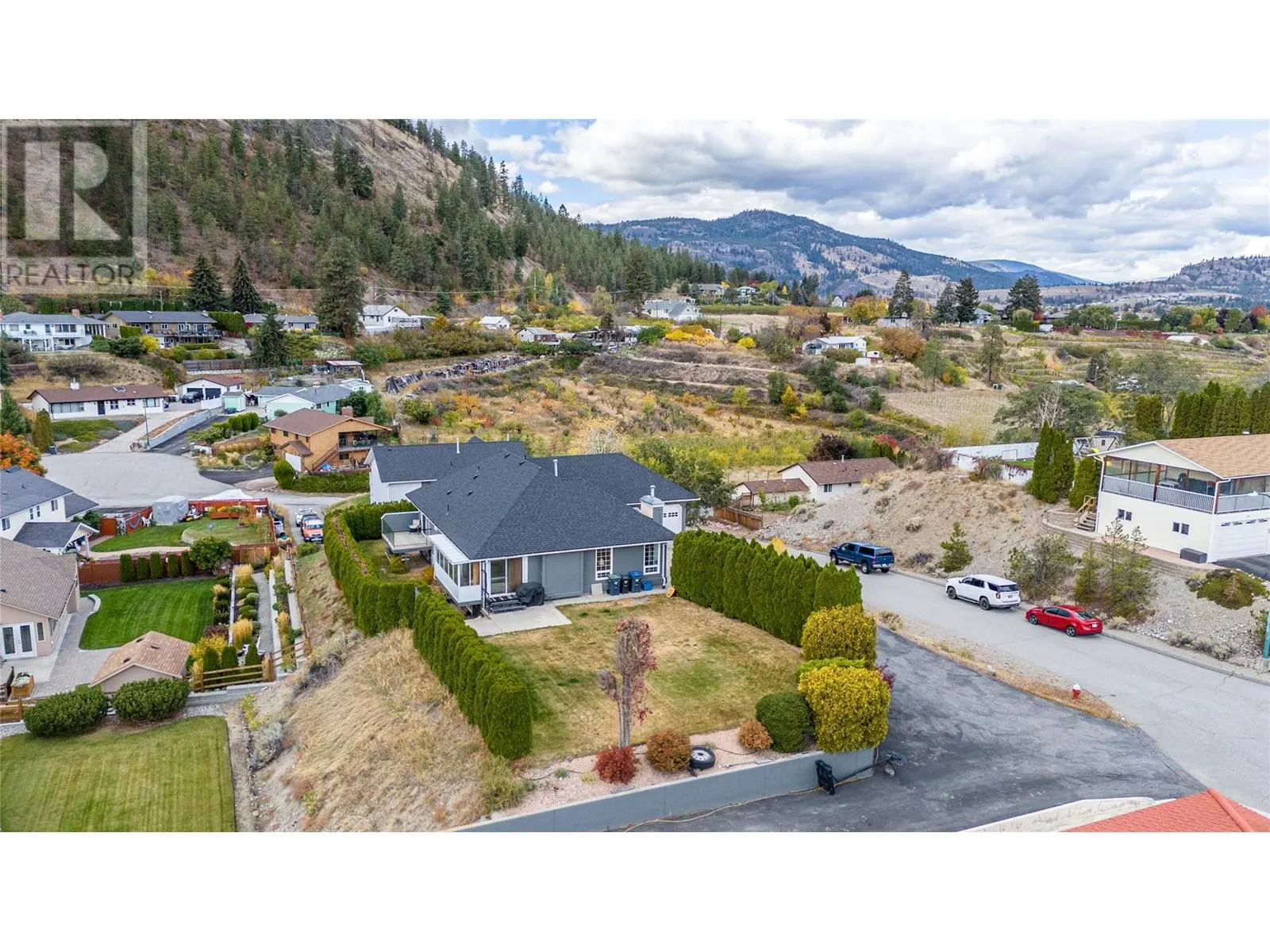6401 Harrison Heights