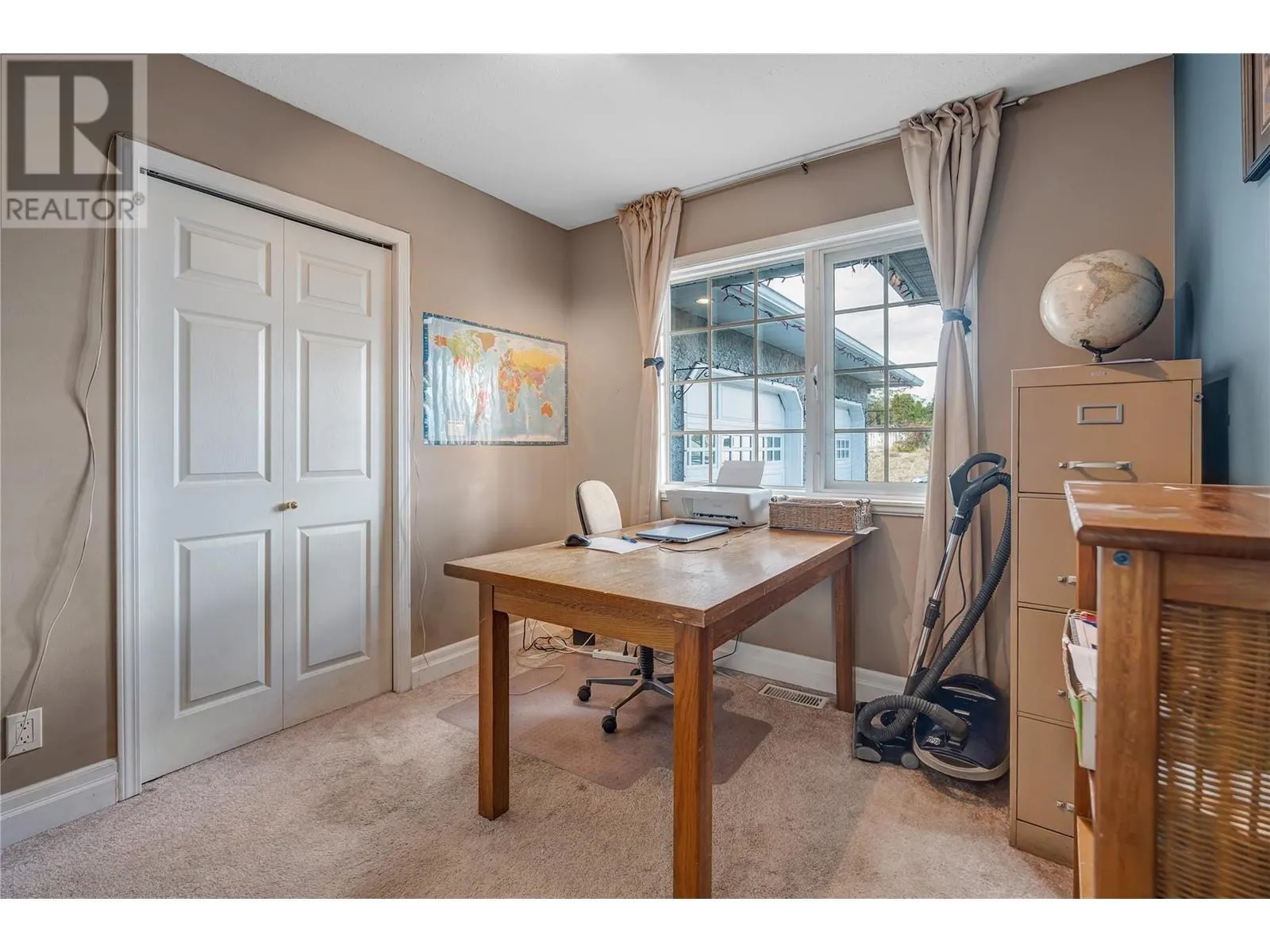 6401 Harrison Heights