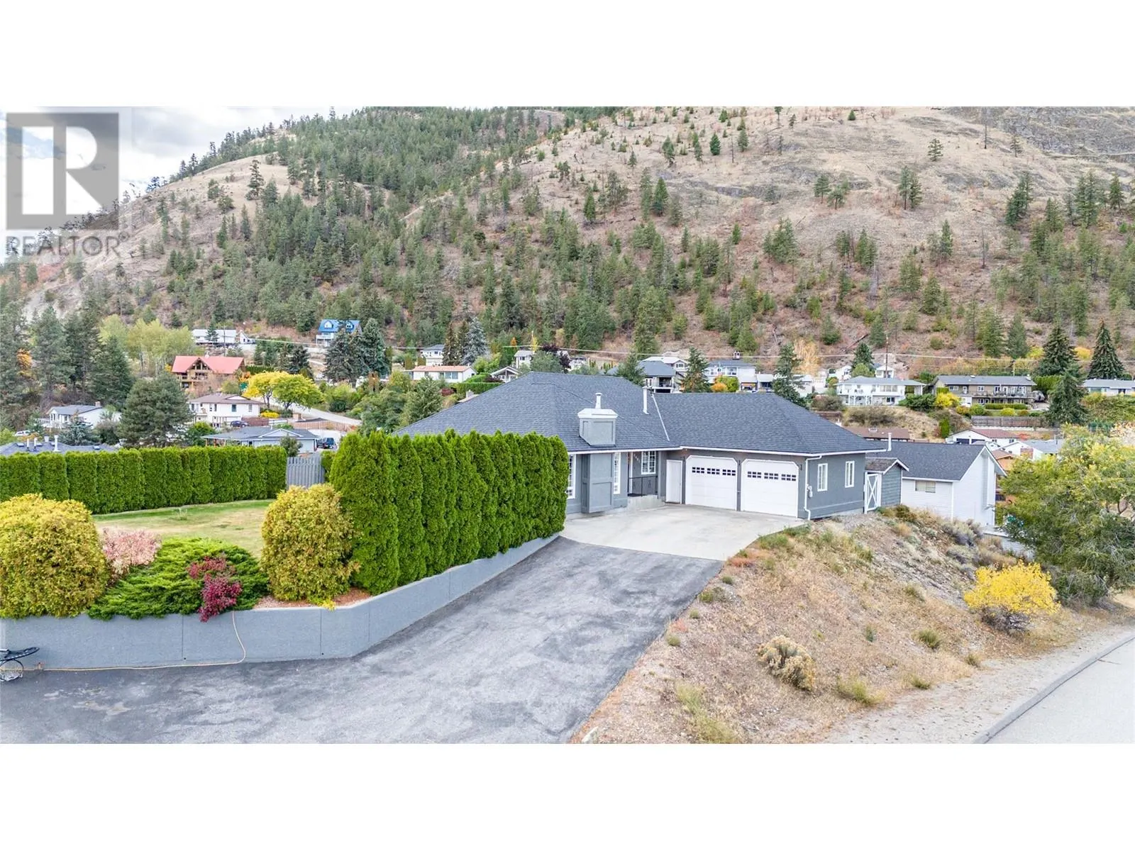 6401 Harrison Heights