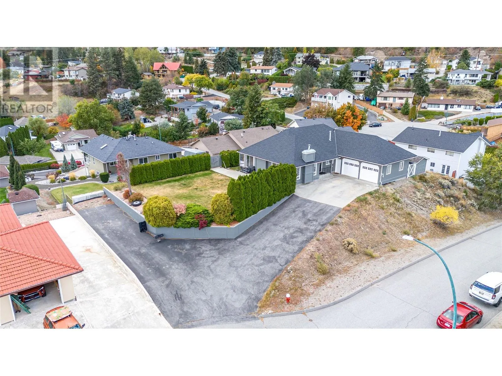 6401 Harrison Heights