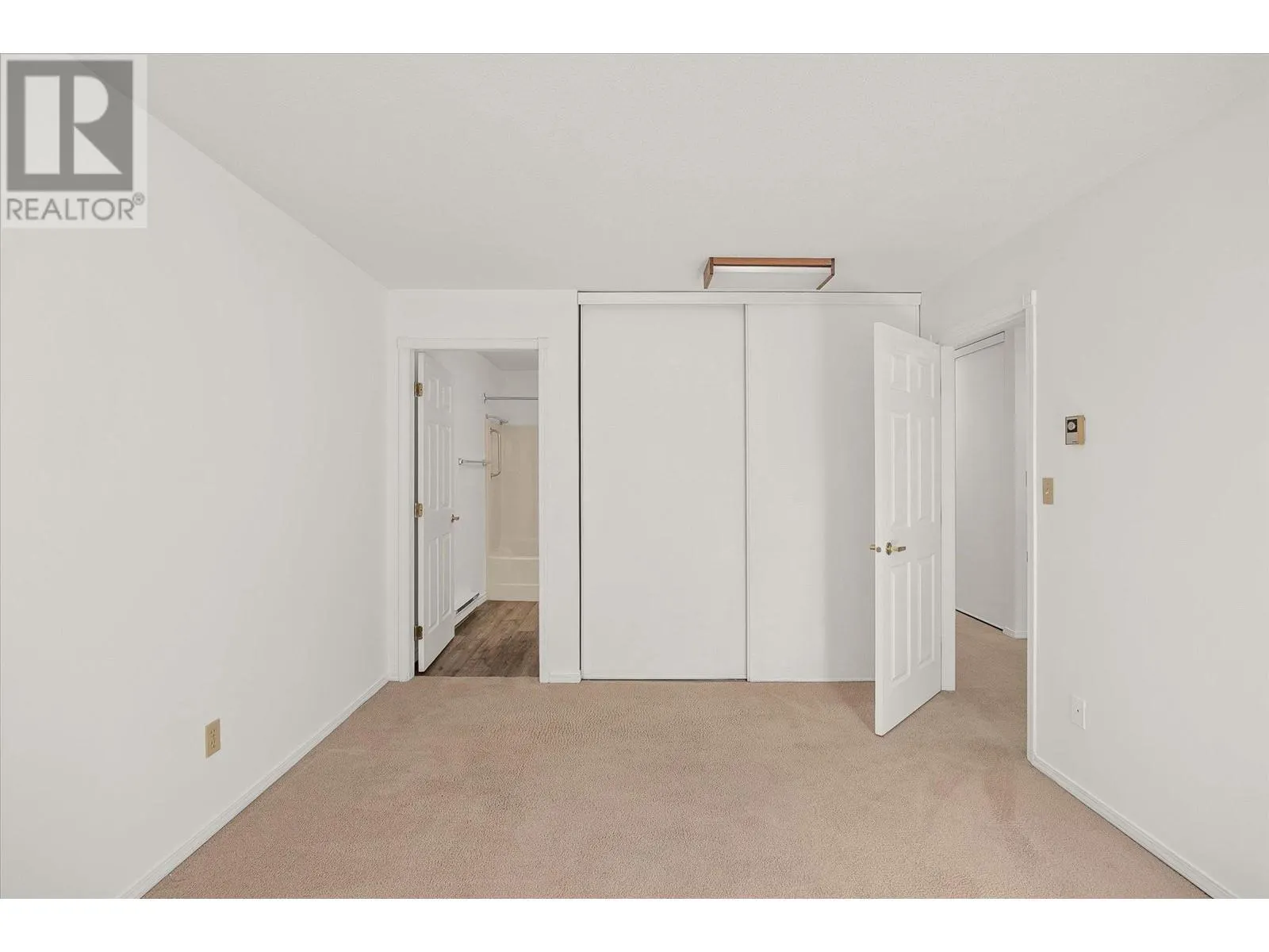 575 Sutherland Avenue Unit# 122