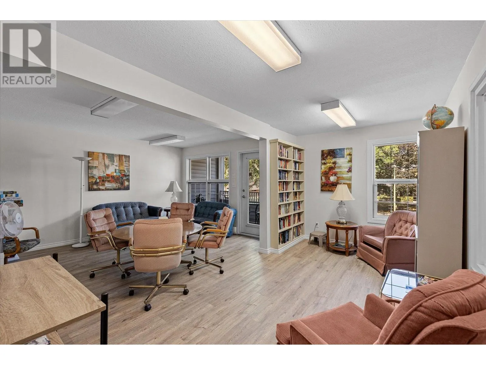 575 Sutherland Avenue Unit# 122