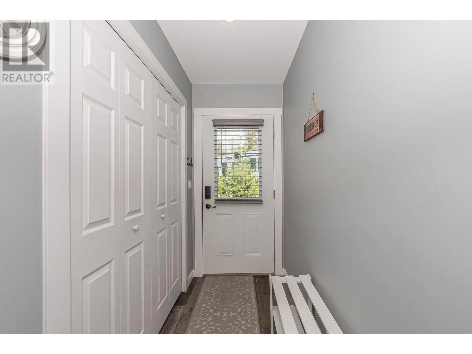 106 Parkside Place