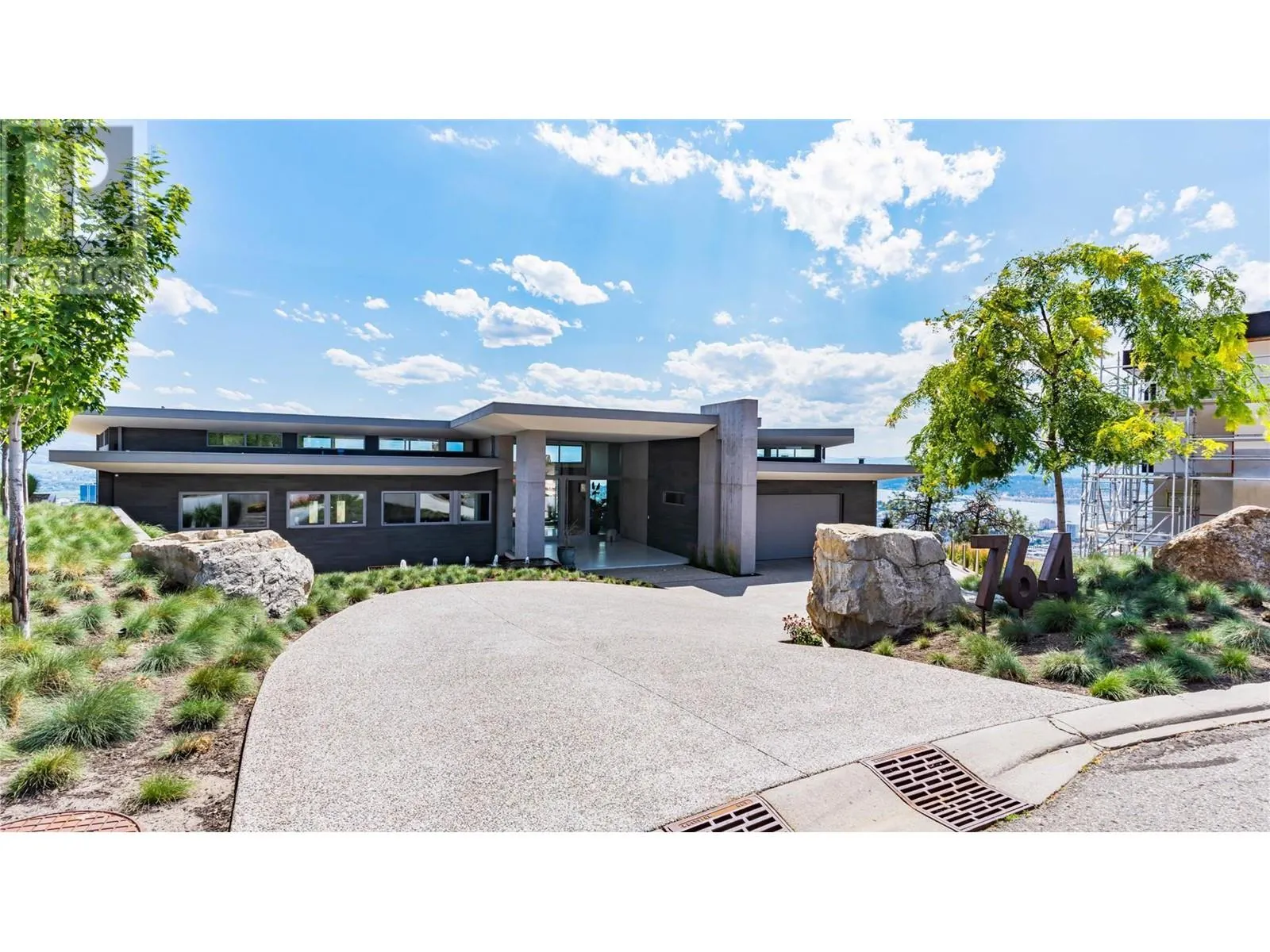 764 Rockcliffe Place
