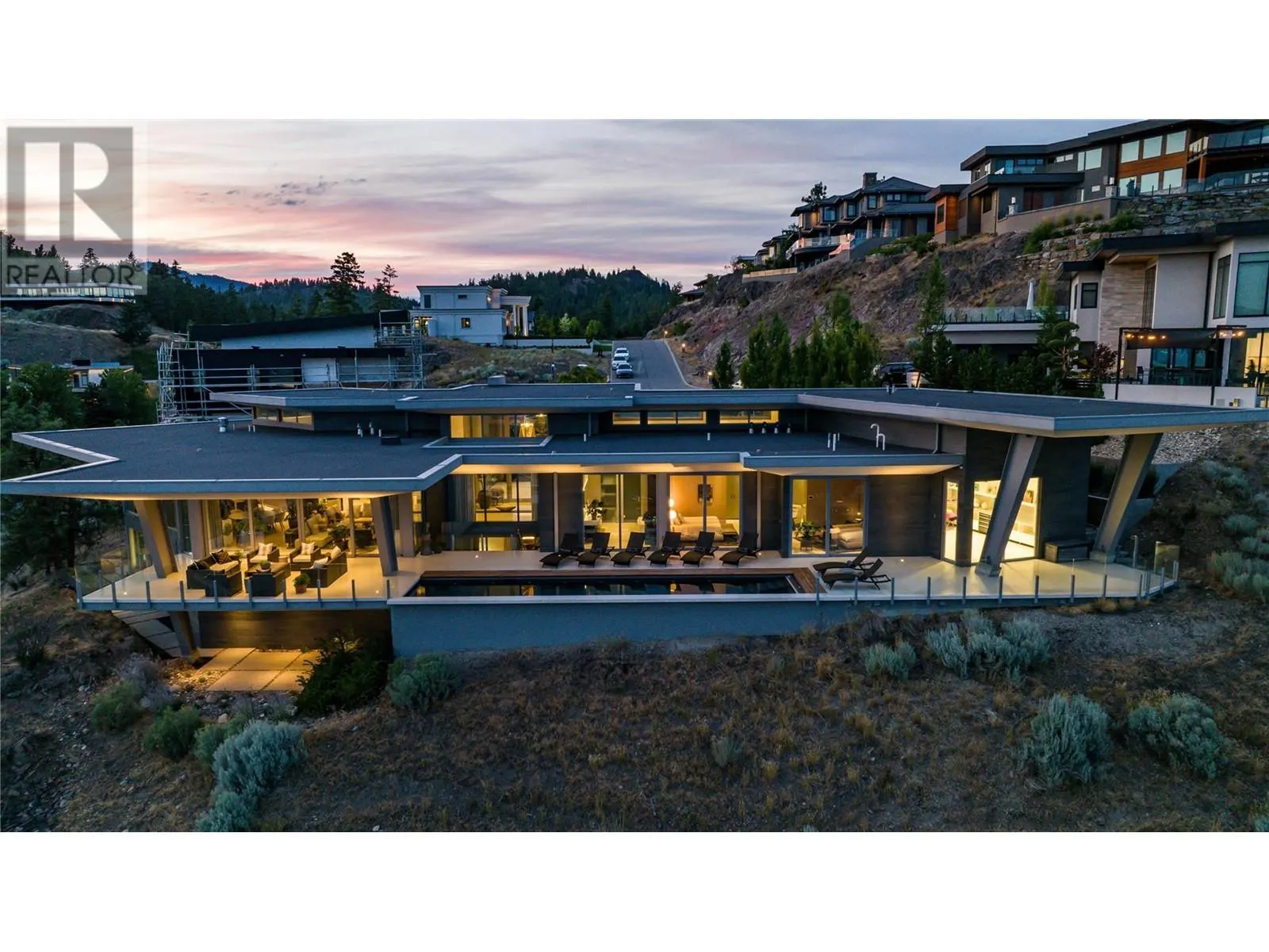 764 Rockcliffe Place