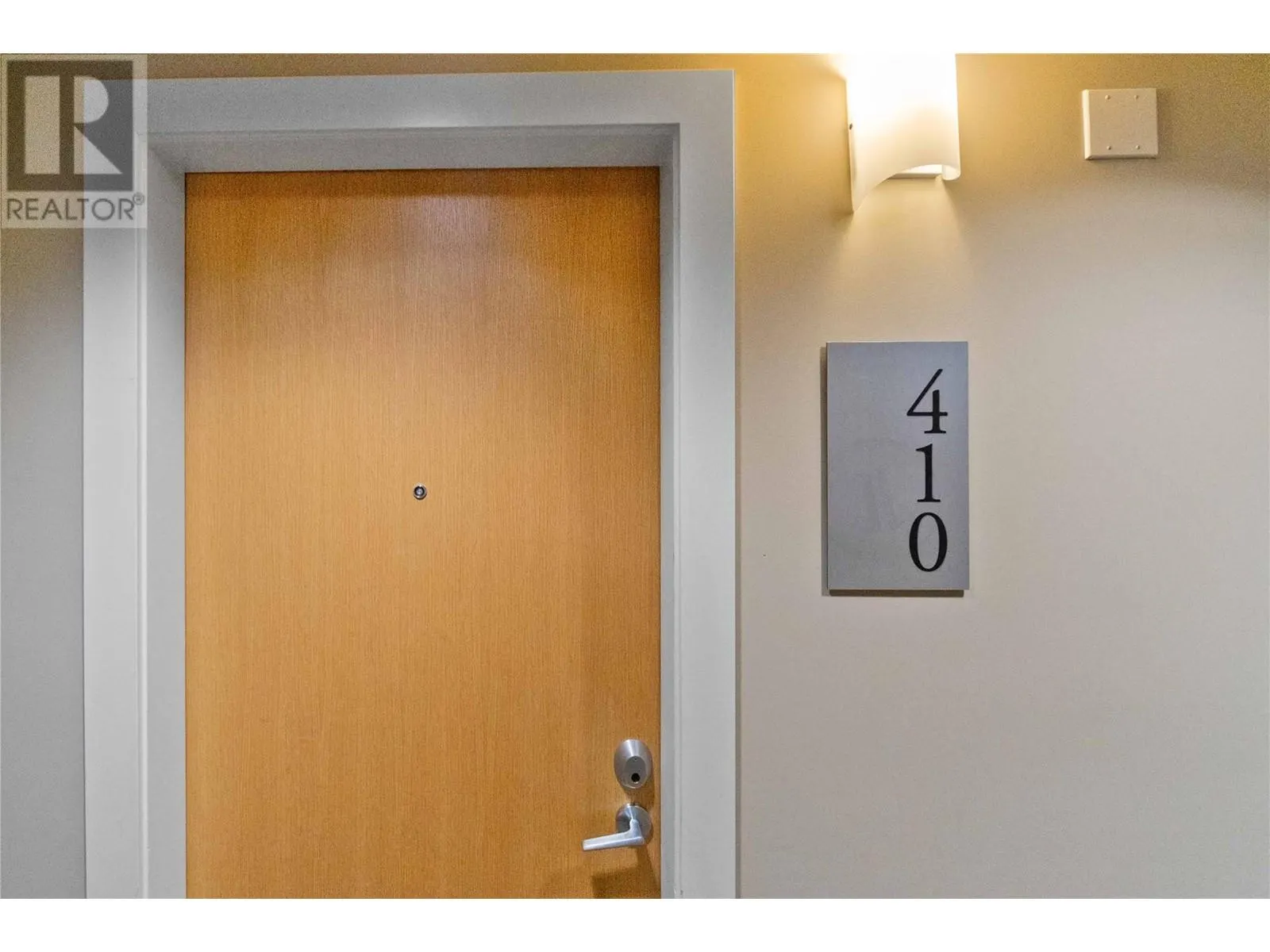 326 Mara Lake Lane Unit# 410