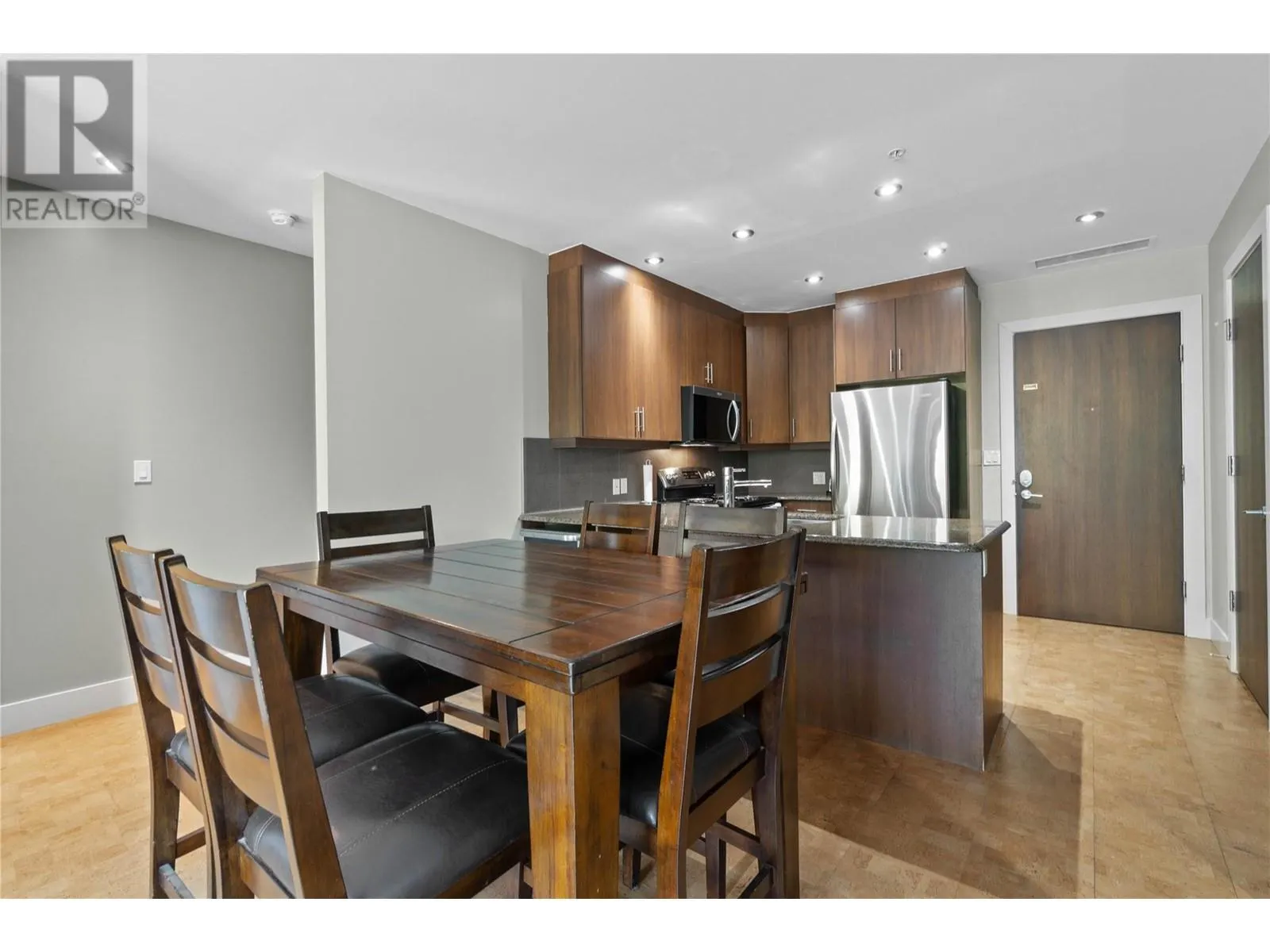 326 Mara Lake Lane Unit# 410