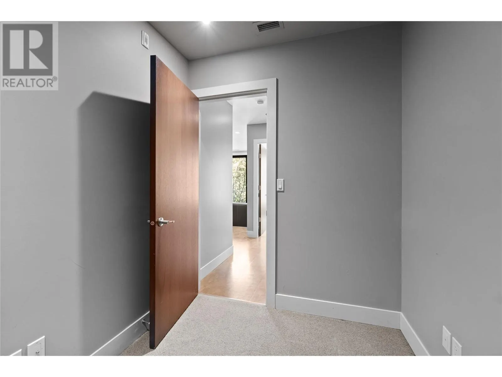 326 Mara Lake Lane Unit# 410
