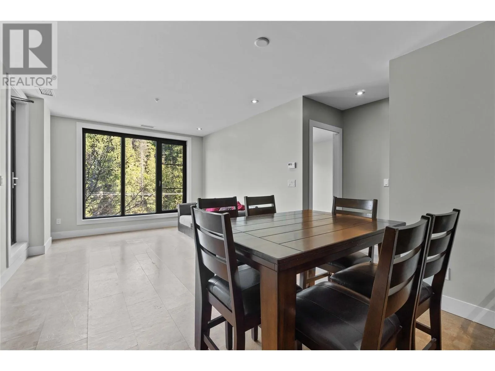 326 Mara Lake Lane Unit# 410