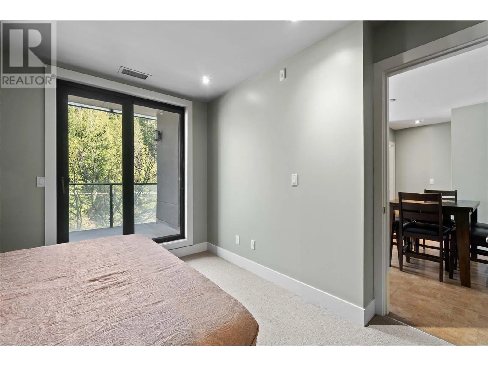 326 Mara Lake Lane Unit# 410