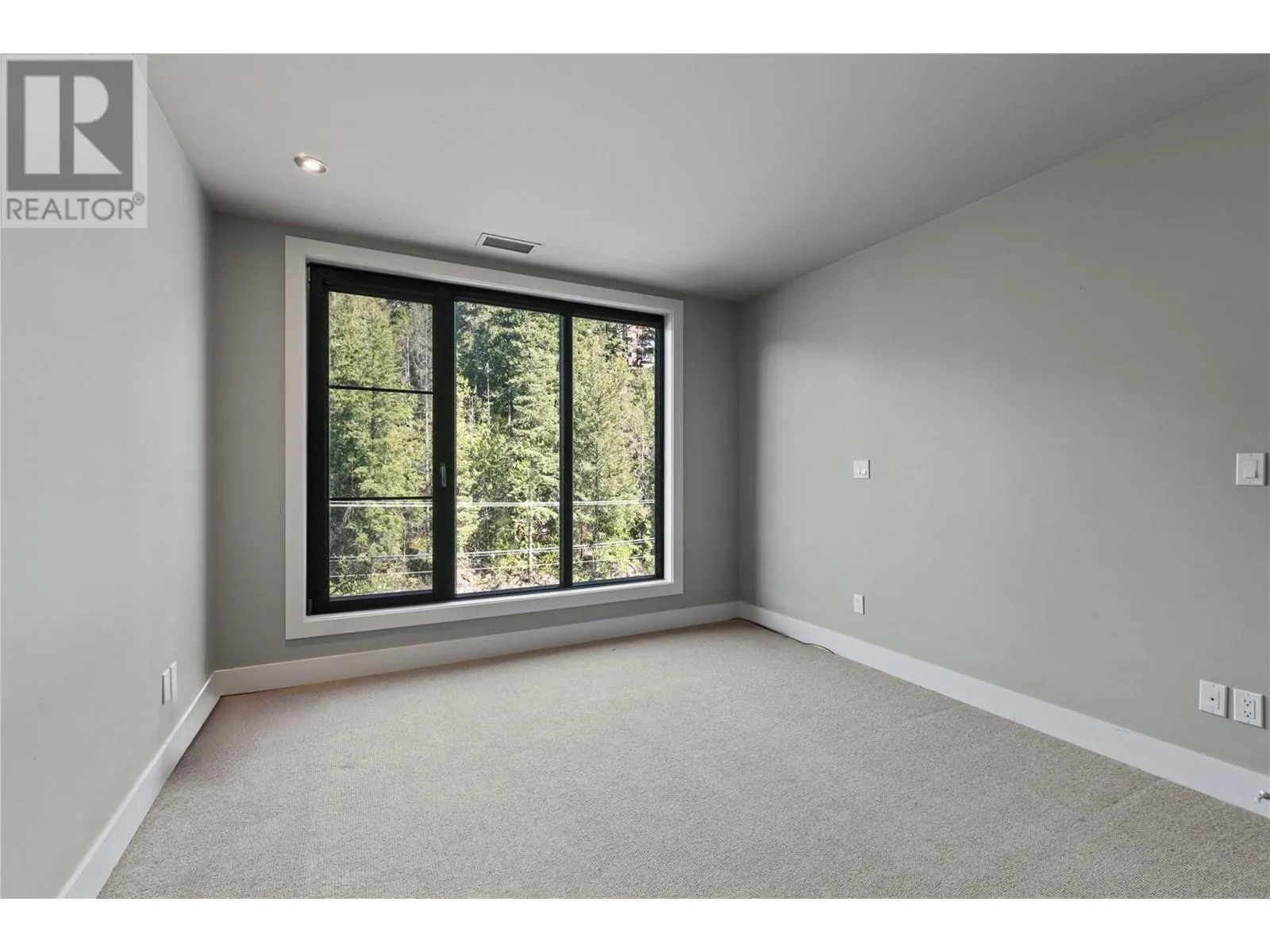 326 Mara Lake Lane Unit# 410