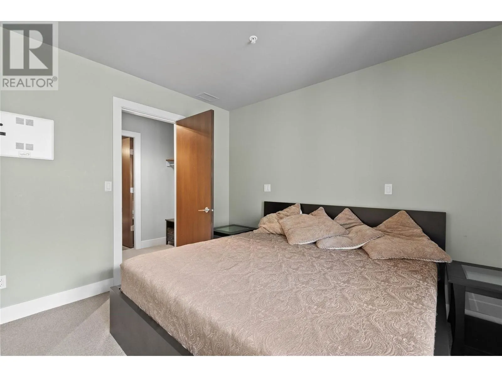326 Mara Lake Lane Unit# 410