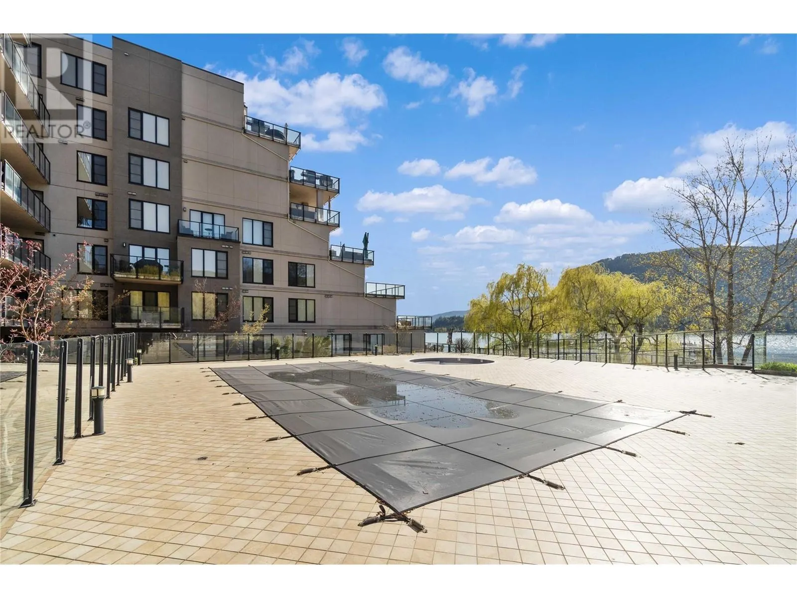 326 Mara Lake Lane Unit# 410