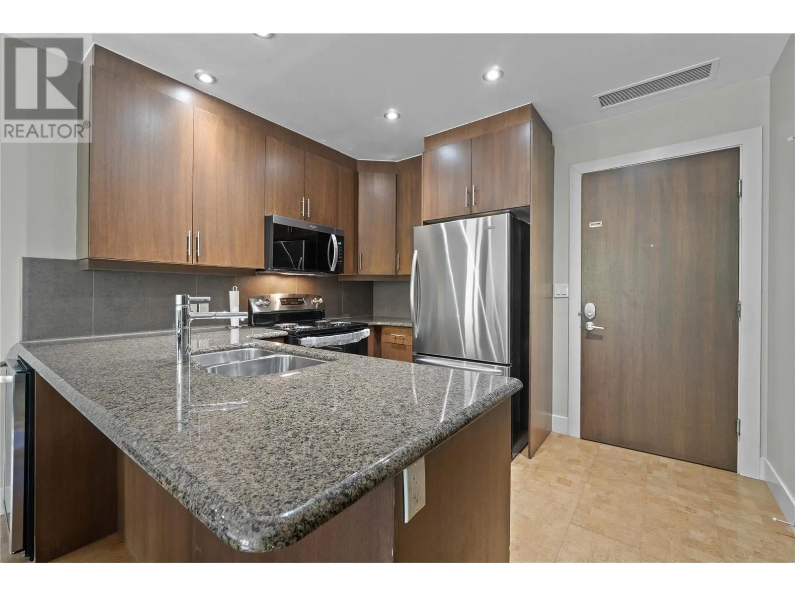 326 Mara Lake Lane Unit# 410