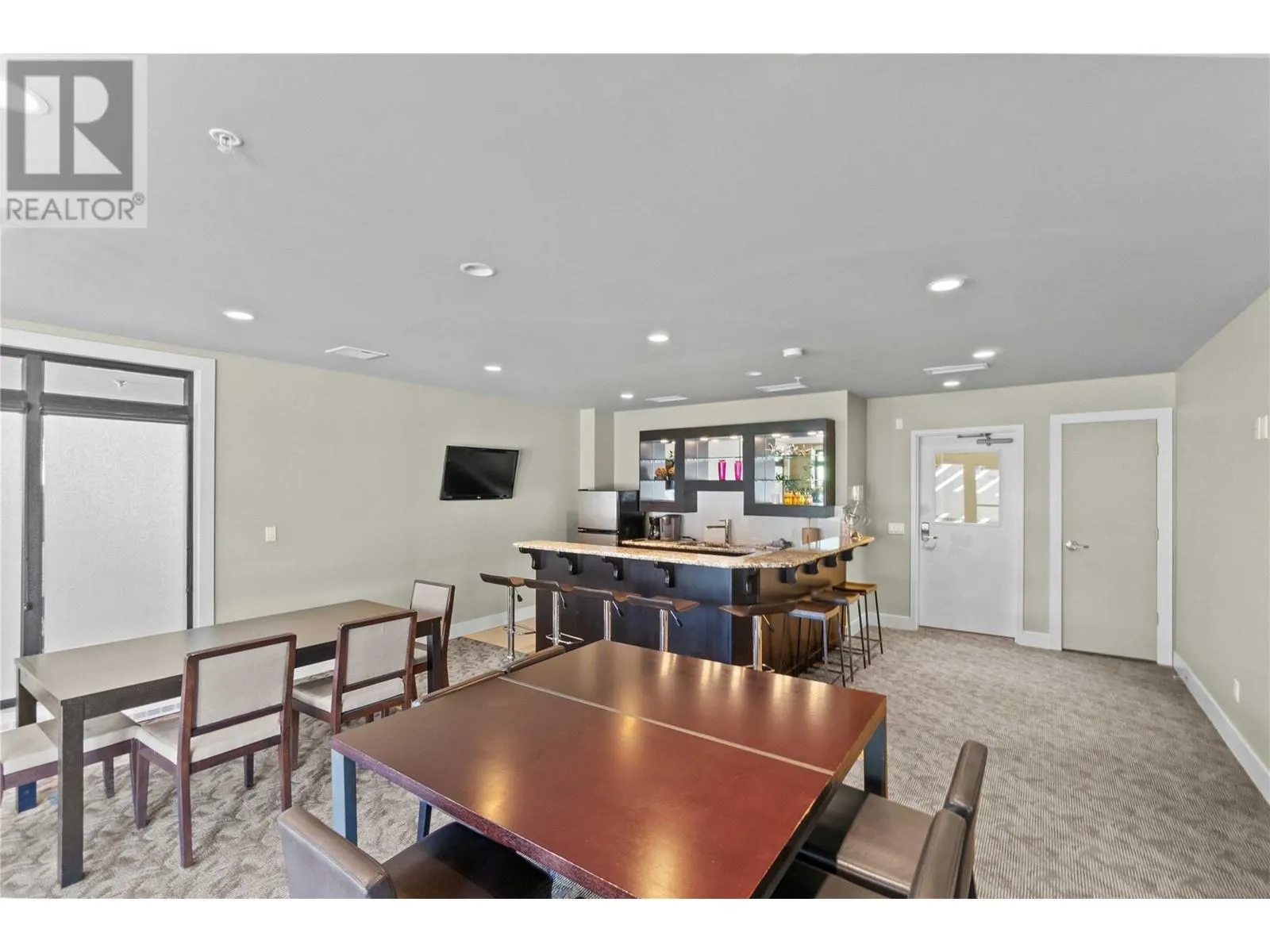 326 Mara Lake Lane Unit# 410