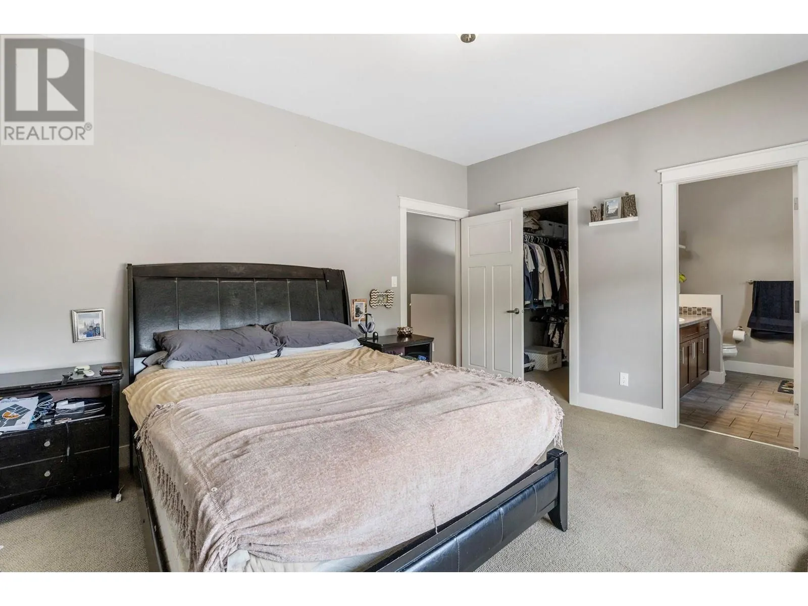 3606 25 Avenue Unit# 103
