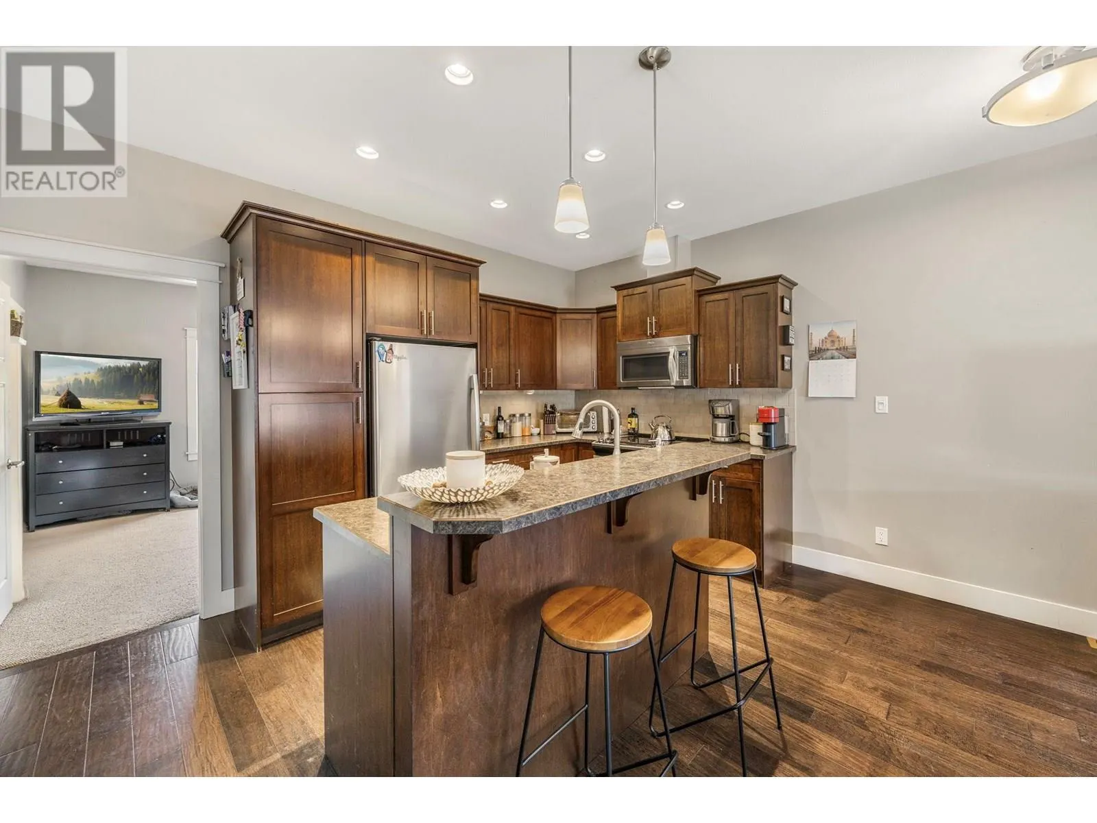 3606 25 Avenue Unit# 103