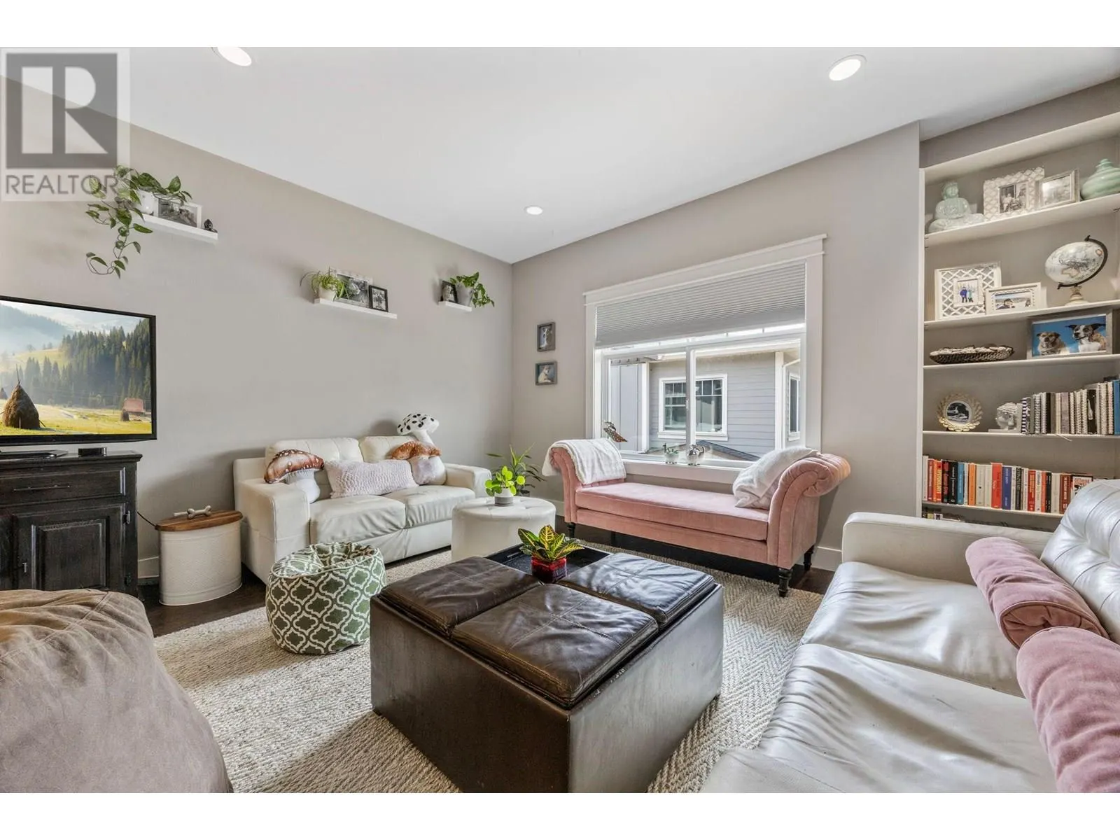 3606 25 Avenue Unit# 103