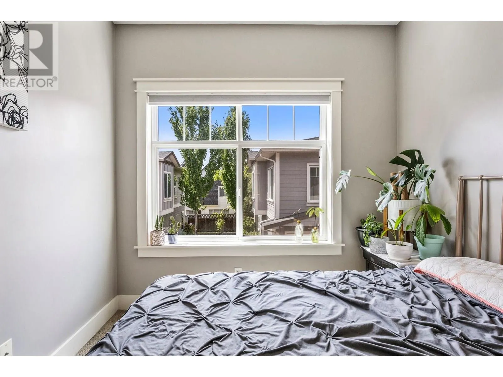 3606 25 Avenue Unit# 103