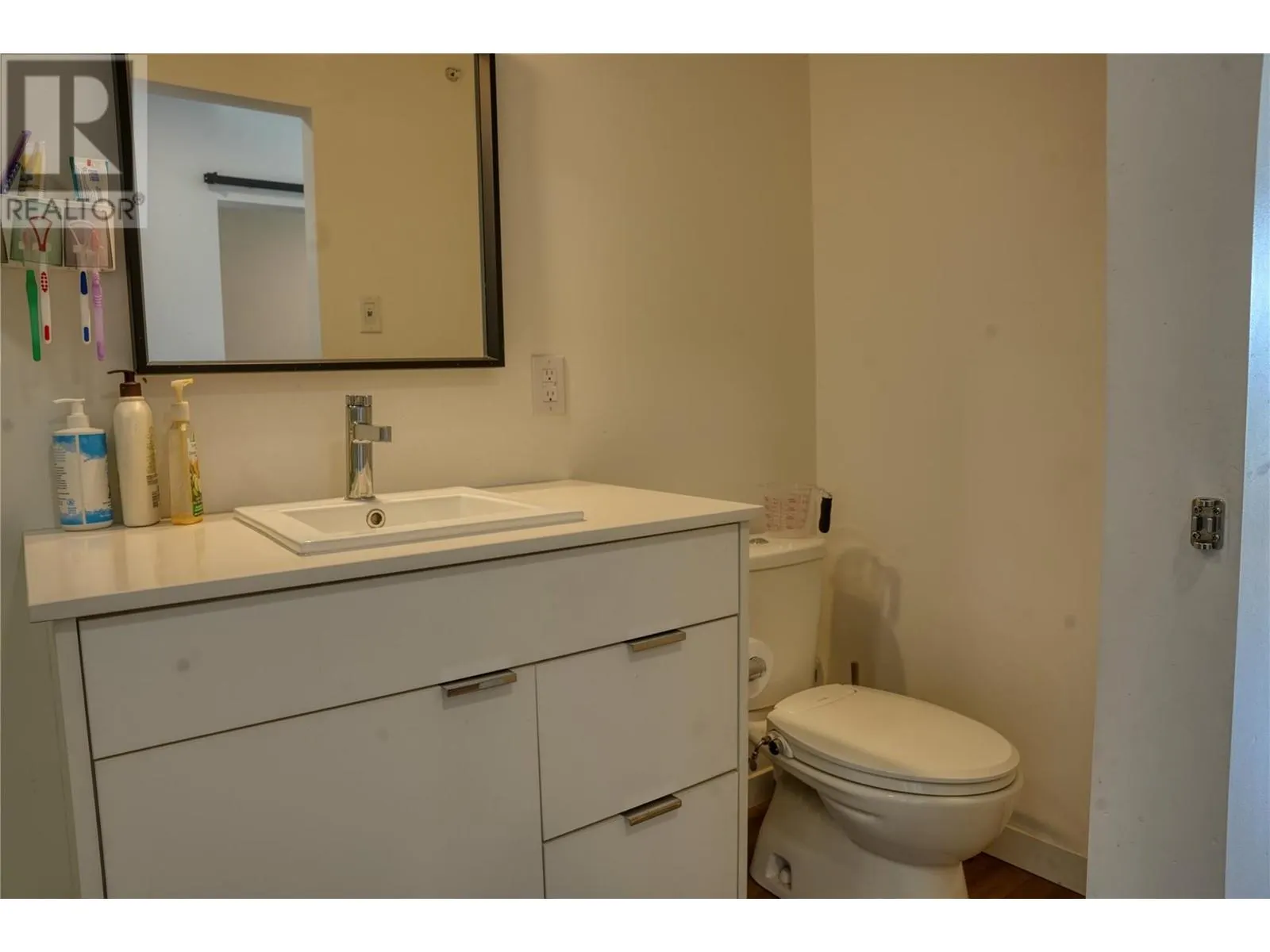 615 Rutland Road N Unit# 517