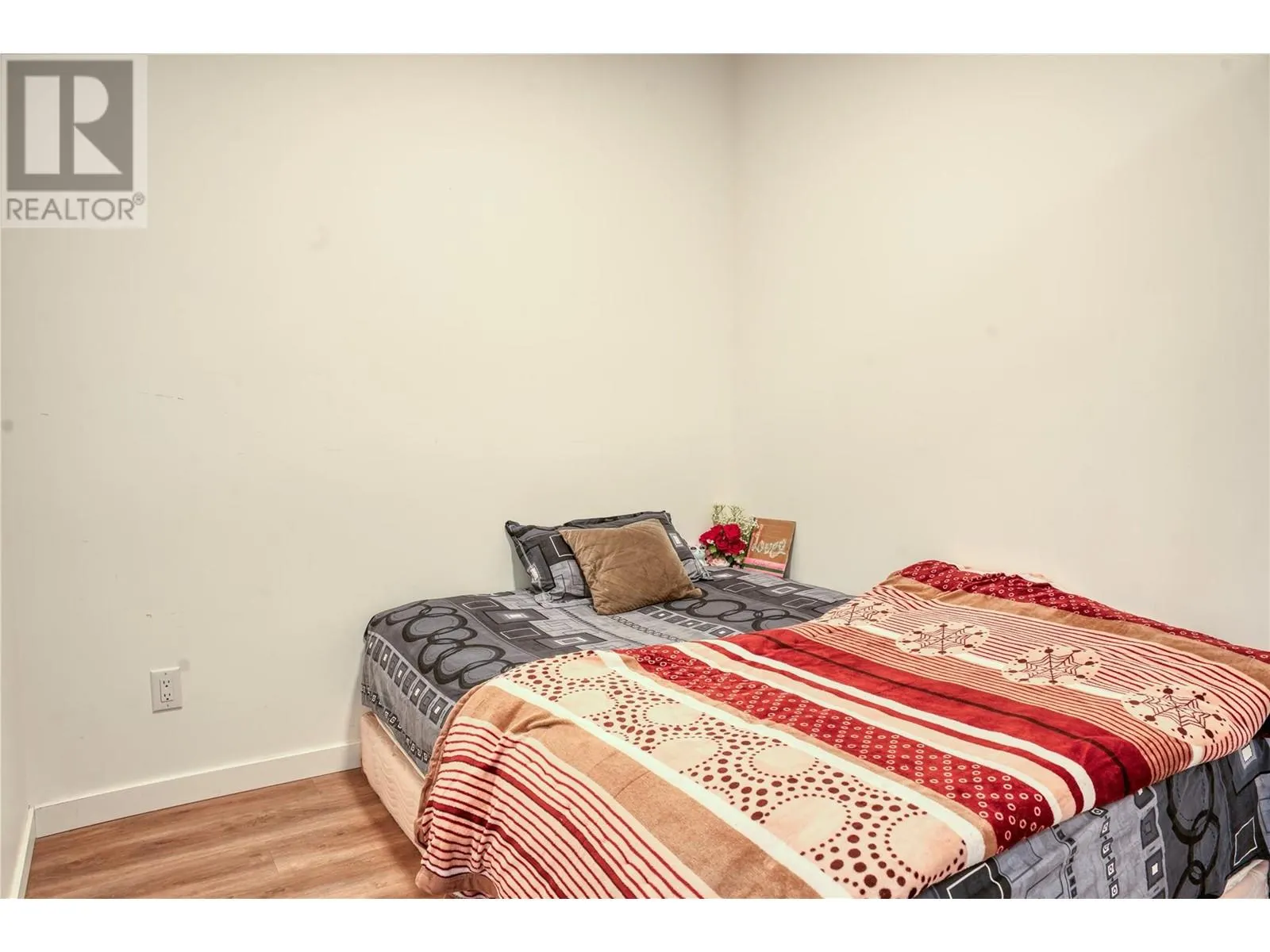 615 Rutland Road N Unit# 517