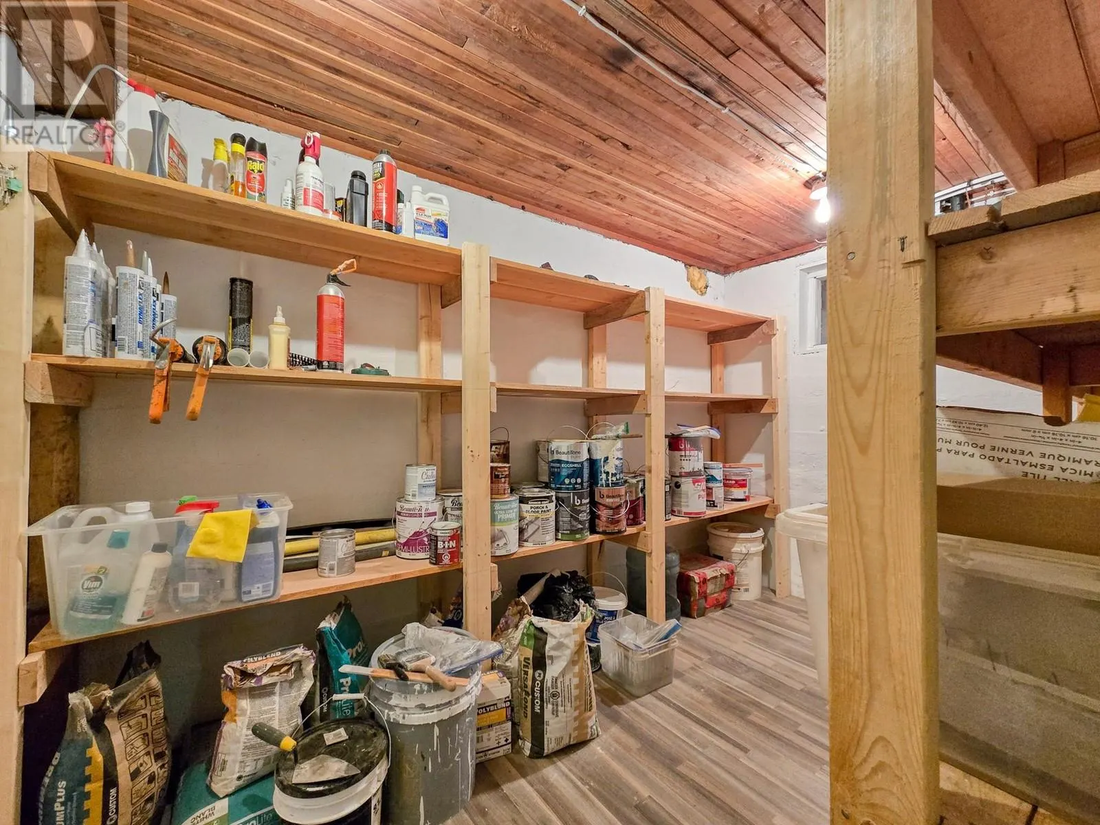 5765 COLUMBIA Road