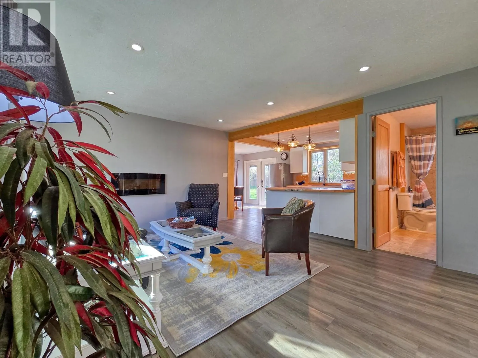 5765 COLUMBIA Road