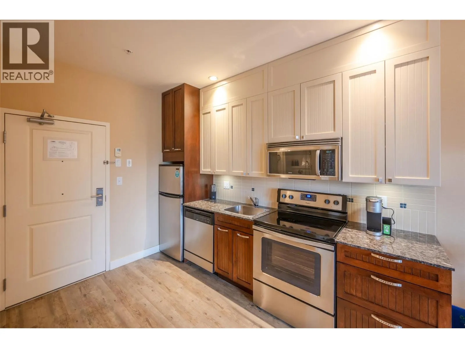 13011 Lakeshore Drive Unit# 105