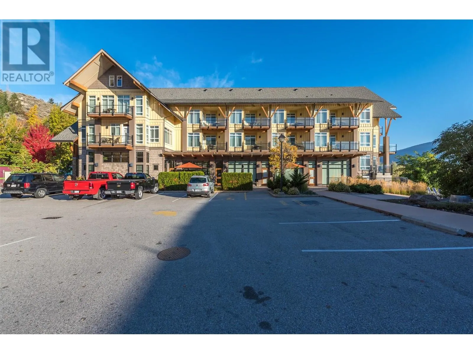 13011 Lakeshore Drive Unit# 105