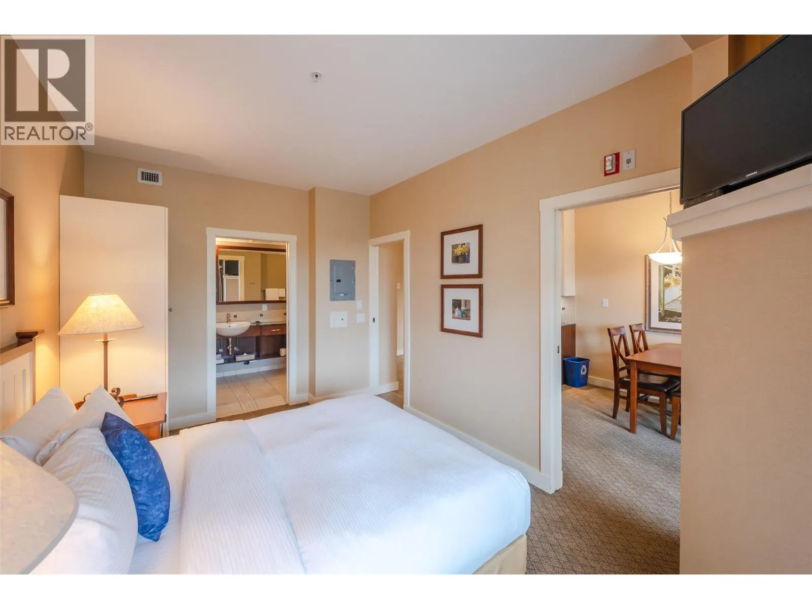 13011 Lakeshore Drive Unit# 105