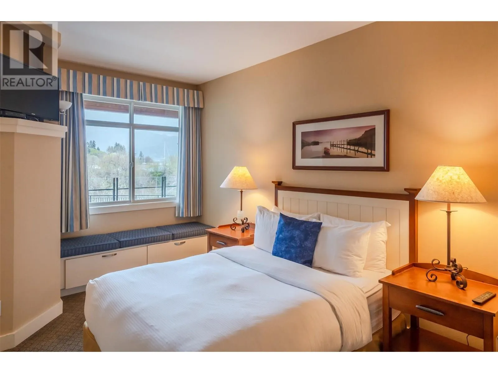13011 Lakeshore Drive Unit# 105