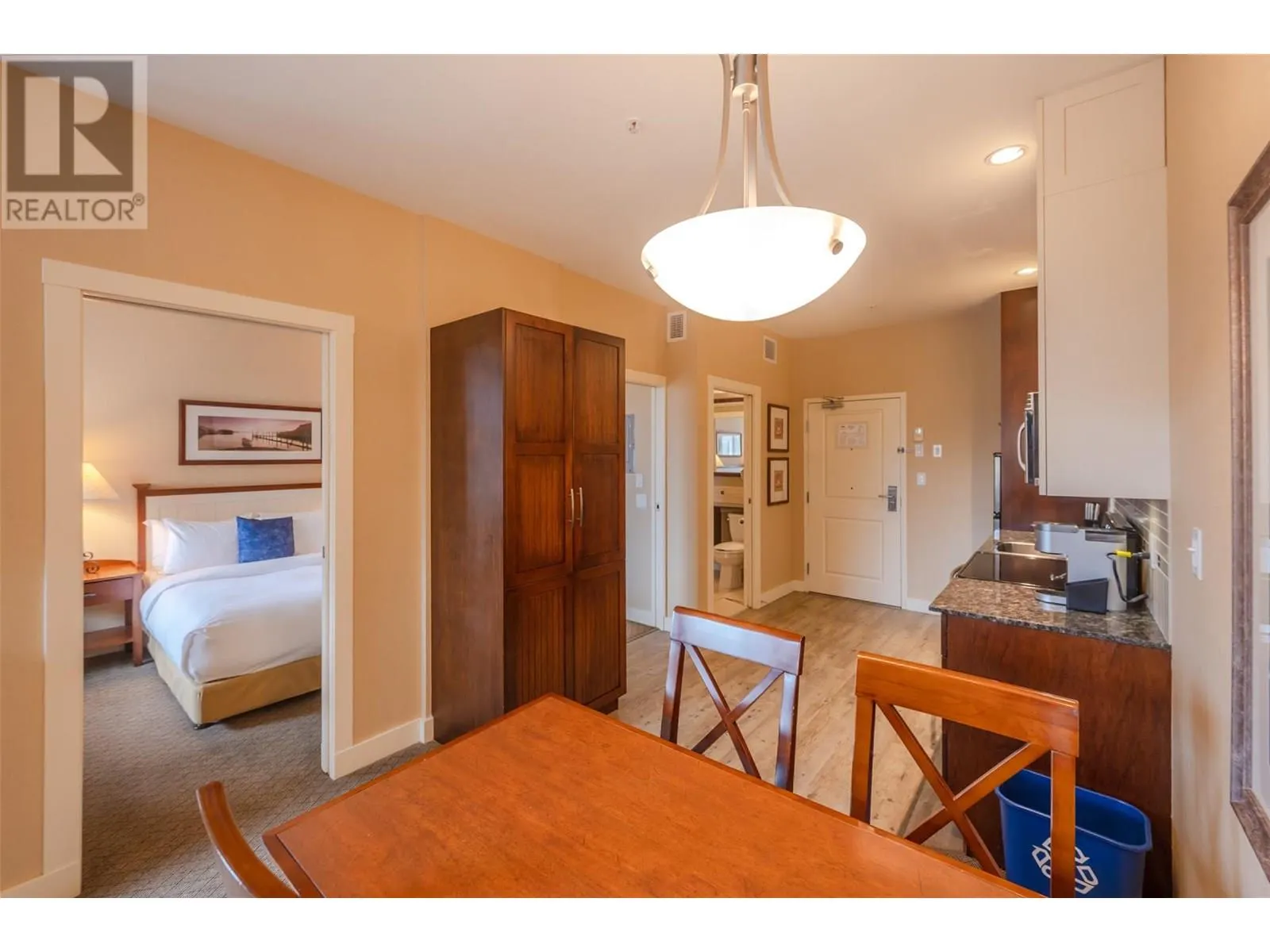 13011 Lakeshore Drive Unit# 105