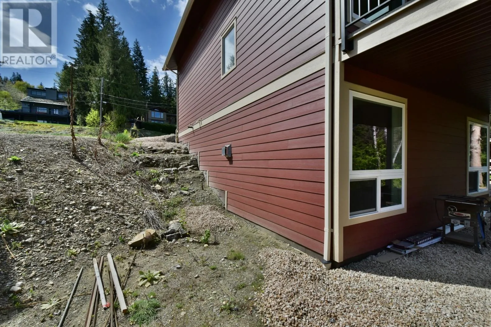 3044 Cedar Drive