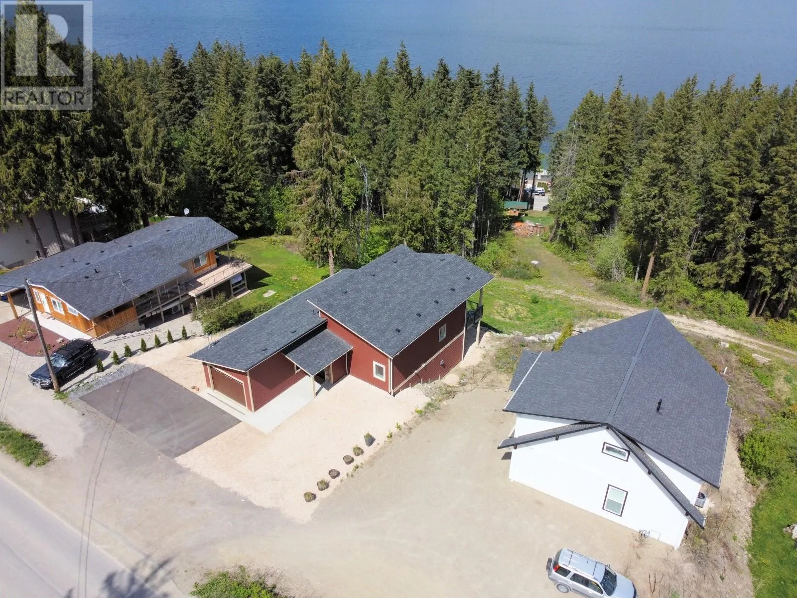 3044 Cedar Drive